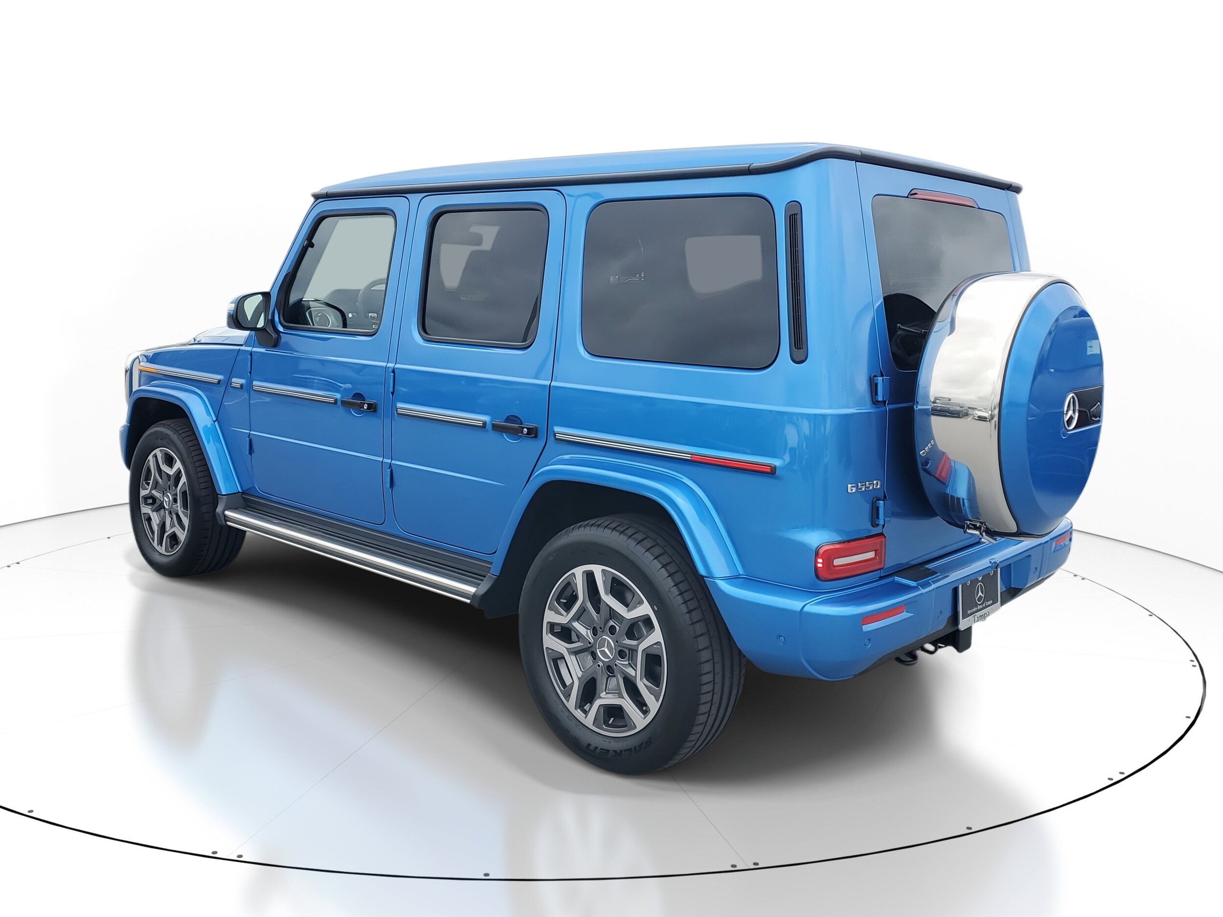 2025 Mercedes Benz G 550 photo 3