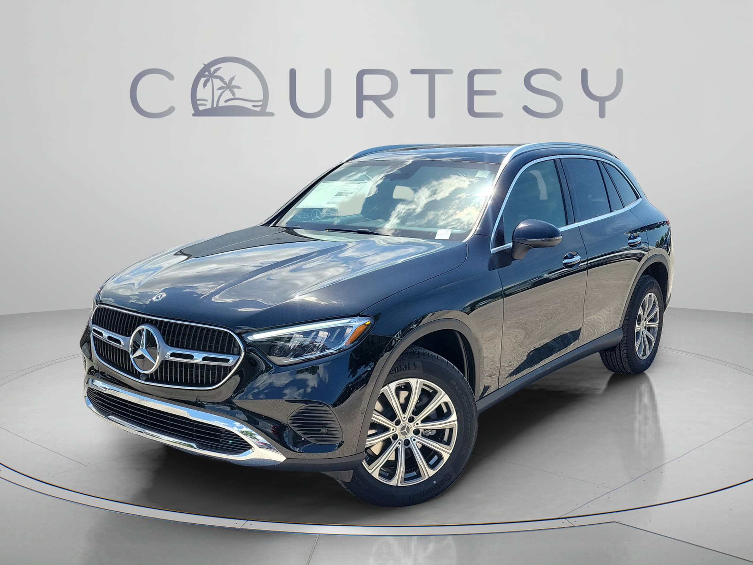 2026 Mercedes-Benz GLC Base
