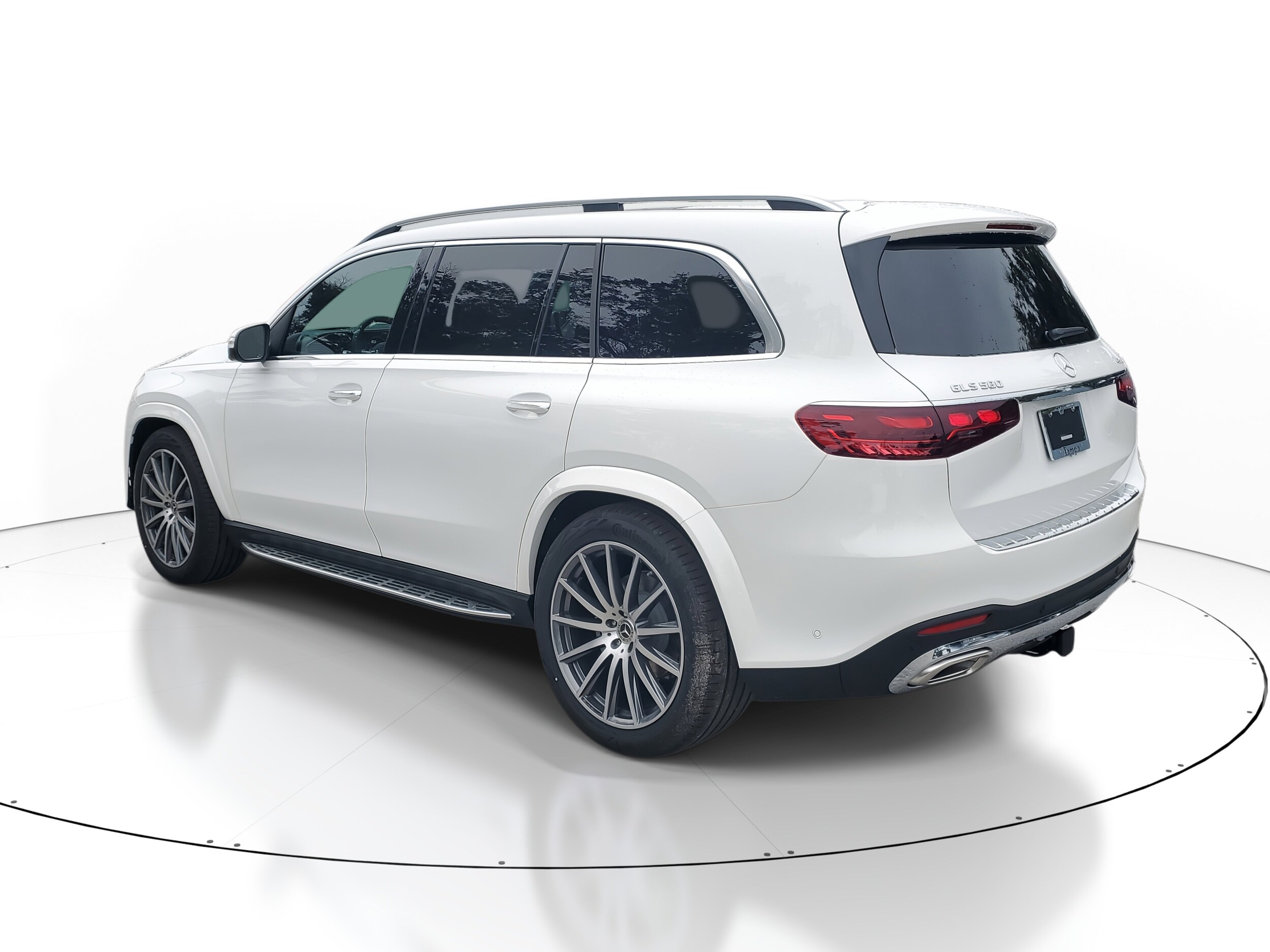 2026 Mercedes Benz GLS 580 4MATIC photo 2