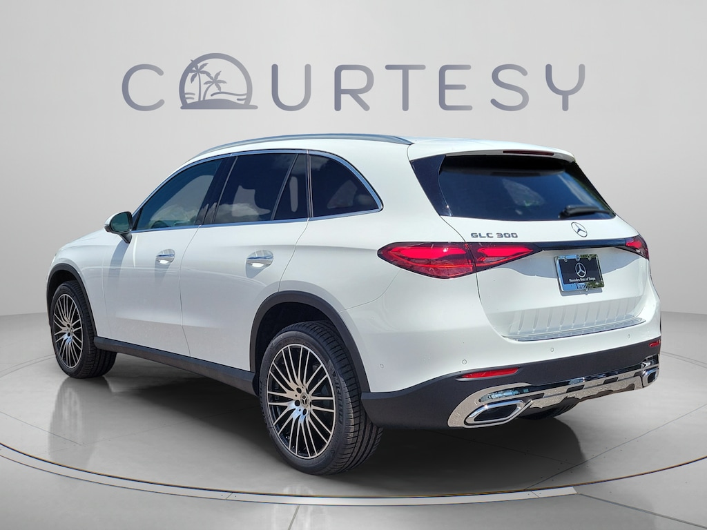 New 2026 Mercedes-Benz GLC 300 SUV