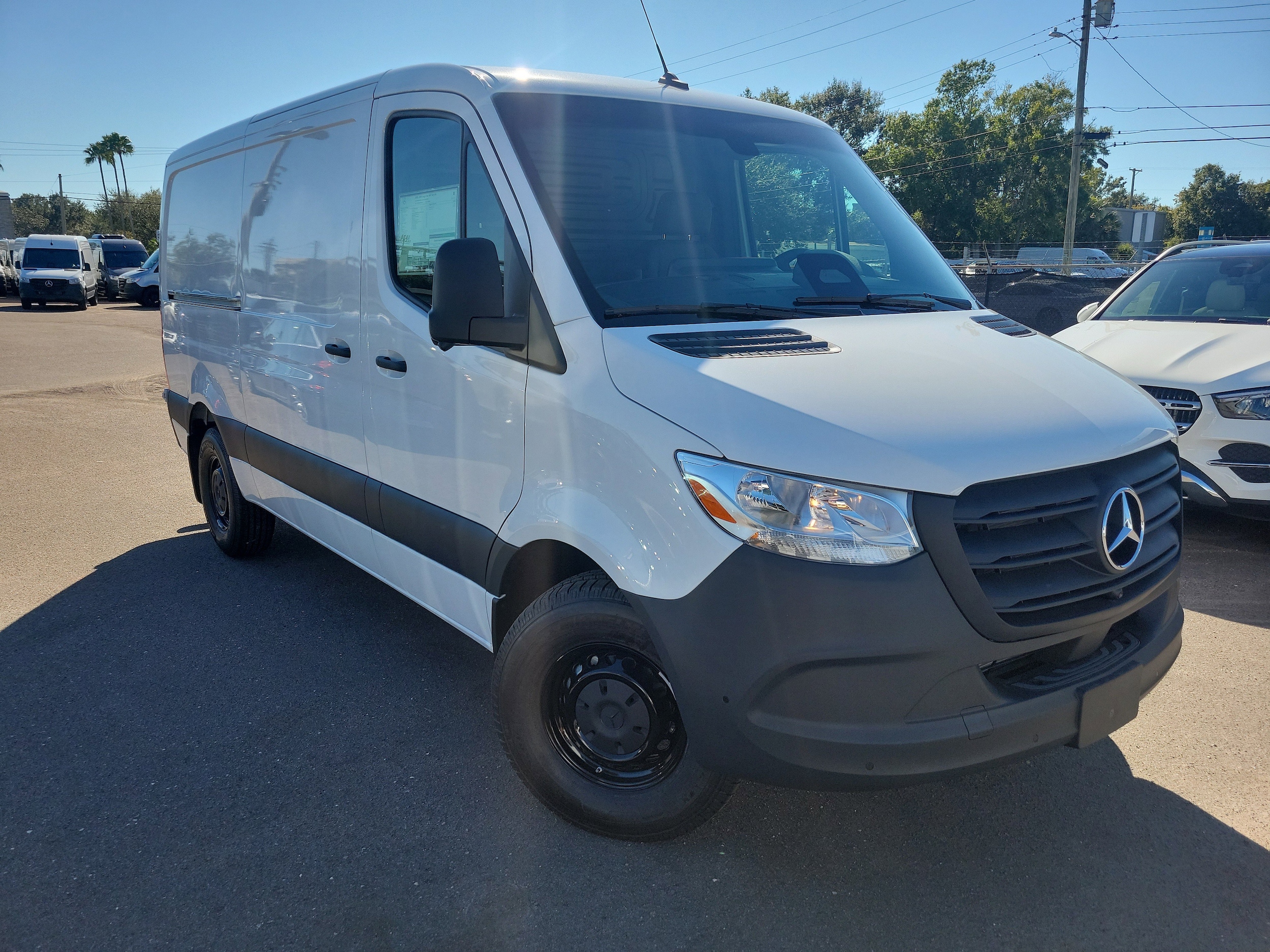 2026 Mercedes-Benz Sprinter Cargo Van Base's photo