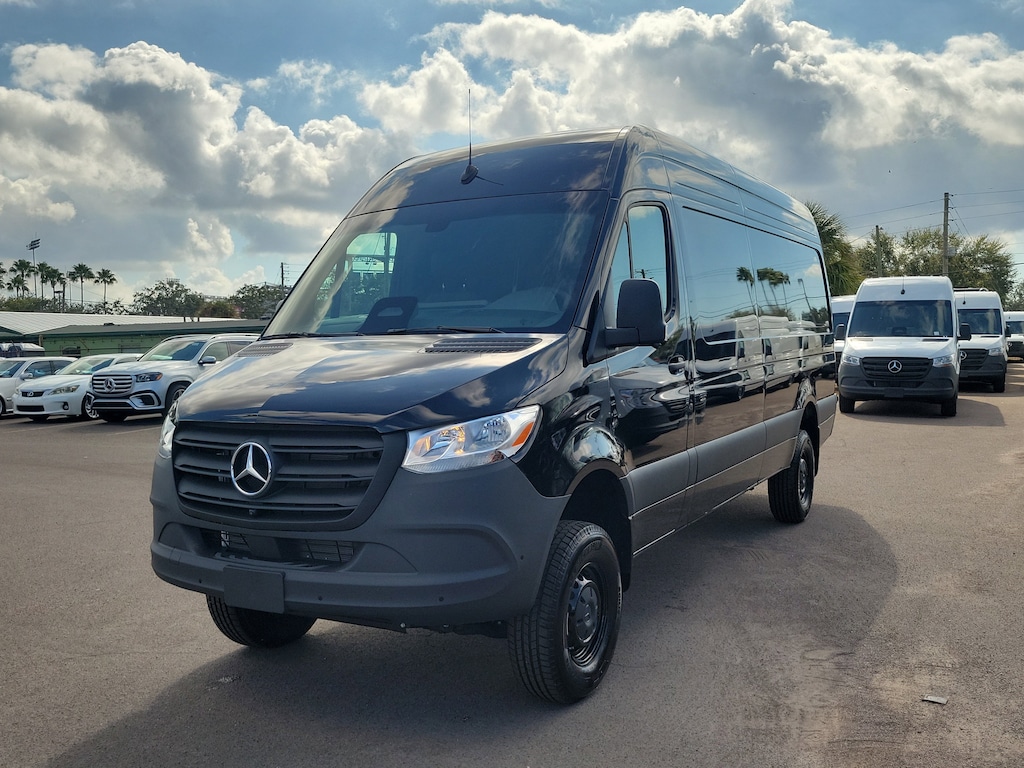 New 2025 Mercedes-Benz Sprinter 2500 High Roof 4-Cyl Diesel HO Van Cargo Van