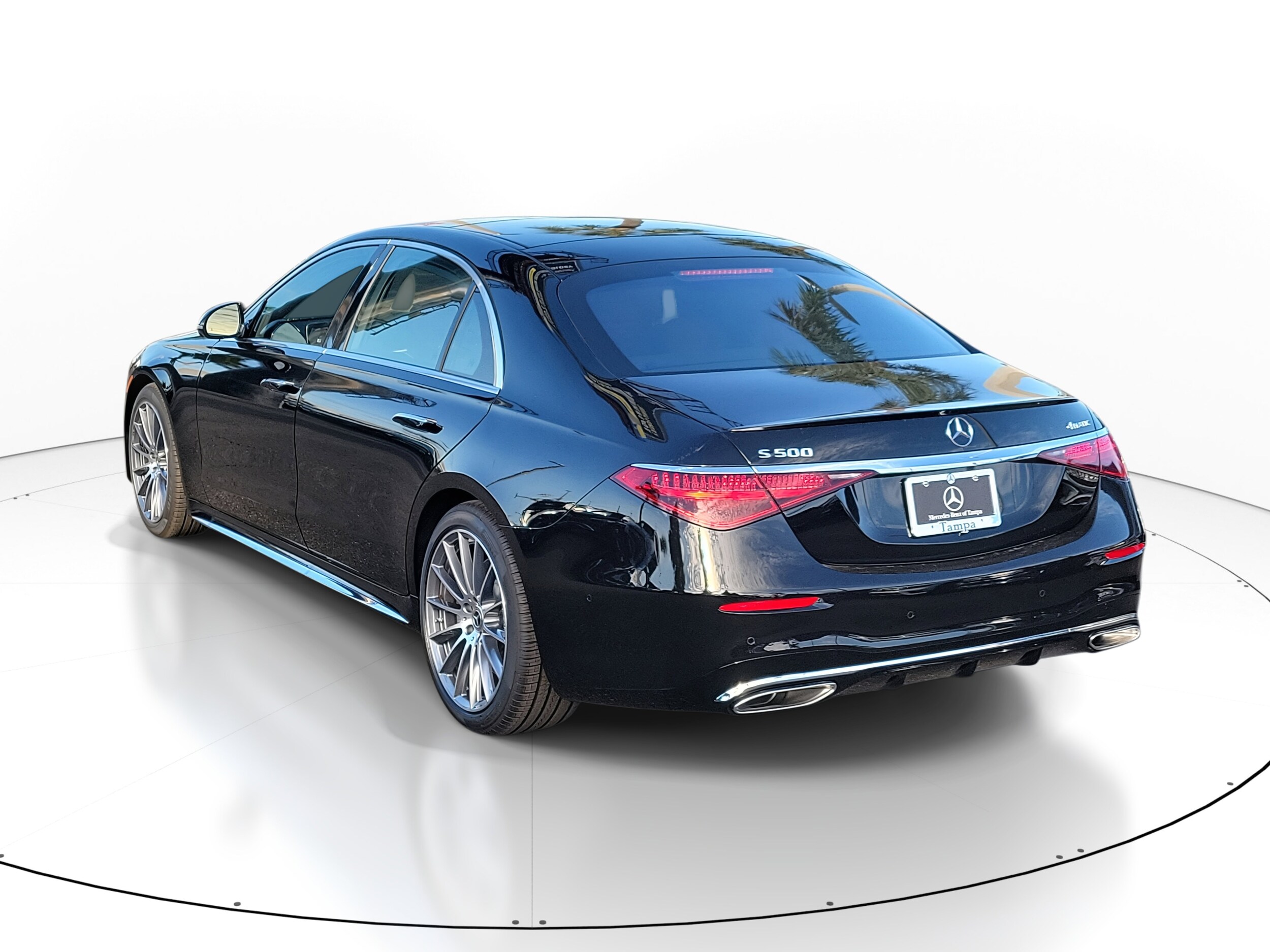 2026 Mercedes Benz S 500 4MATIC photo 3