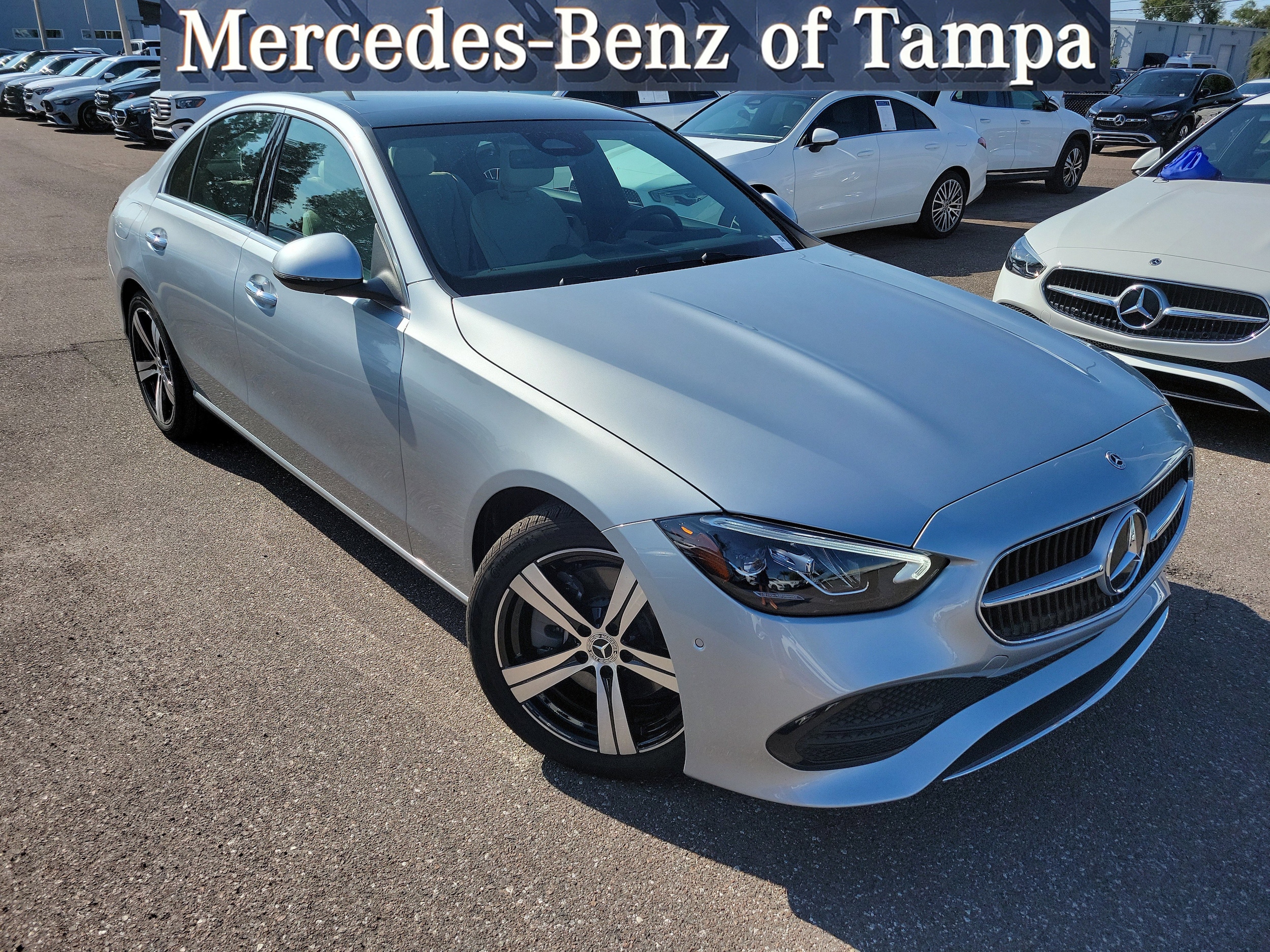 2025 Mercedes-Benz C-Class Sedan C 300's photo