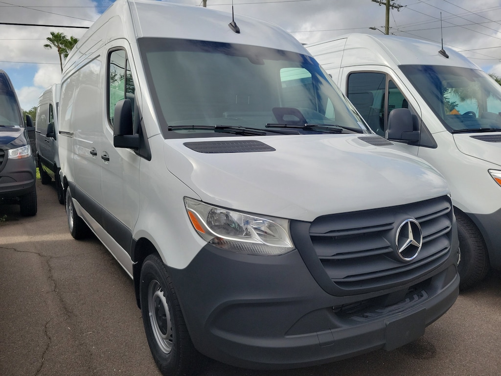 New 2026 Mercedes-Benz Sprinter 2500 Standard Roof 4-Cyl Diesel Van Cargo Van