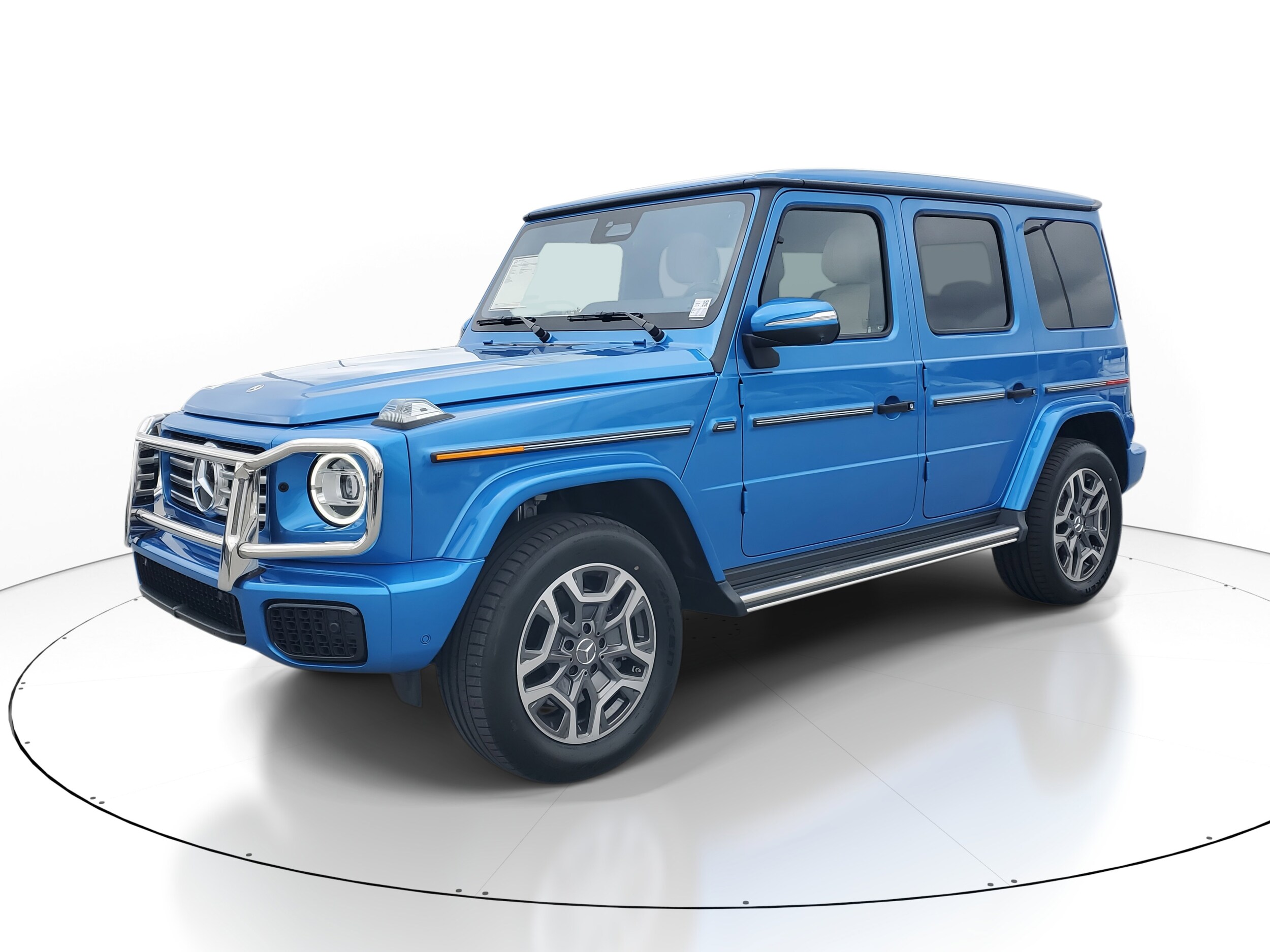2025 Mercedes Benz G 550 photo 2