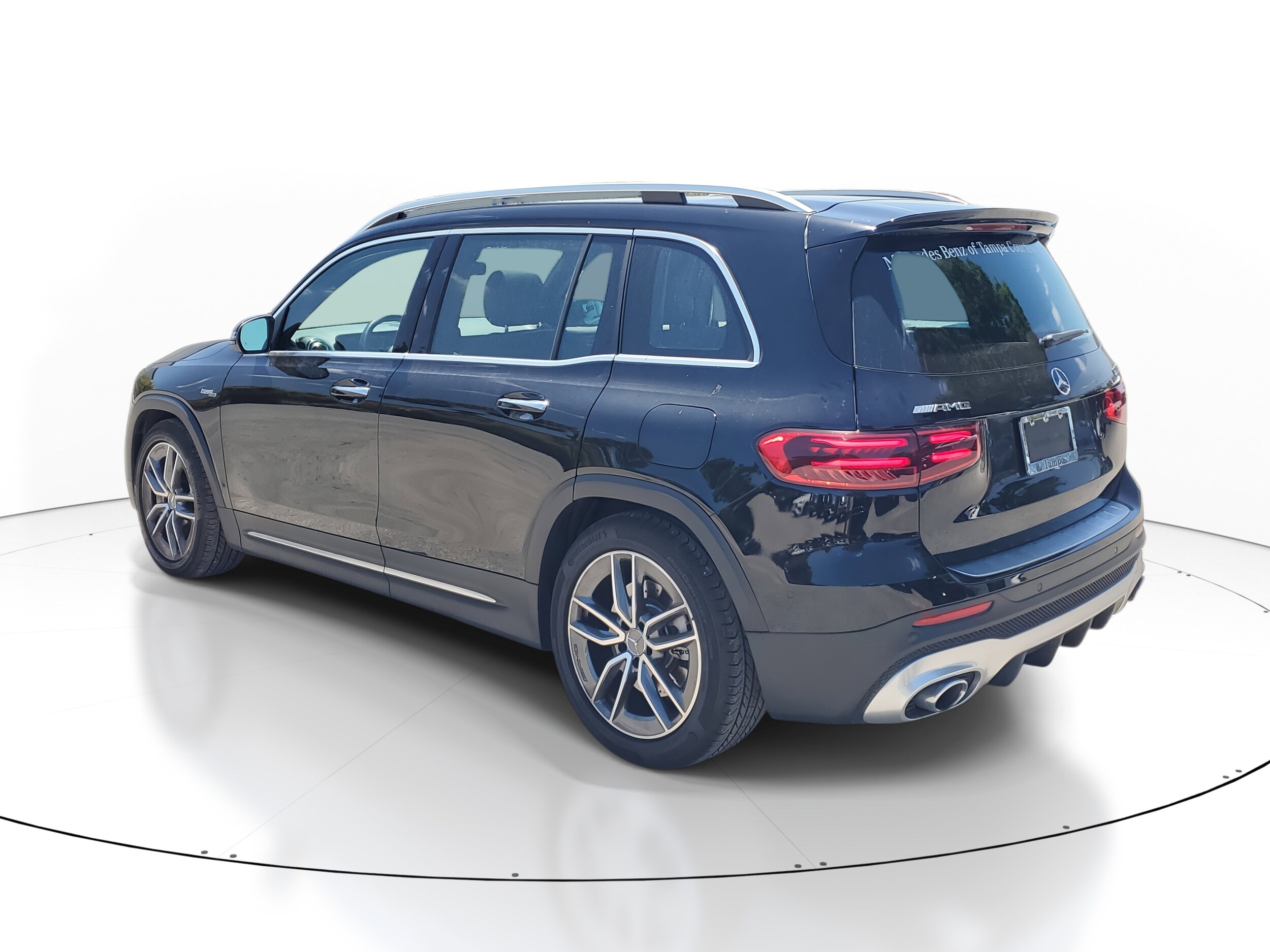 2025 Mercedes Benz GLB AMG 35 4MATIC photo 3