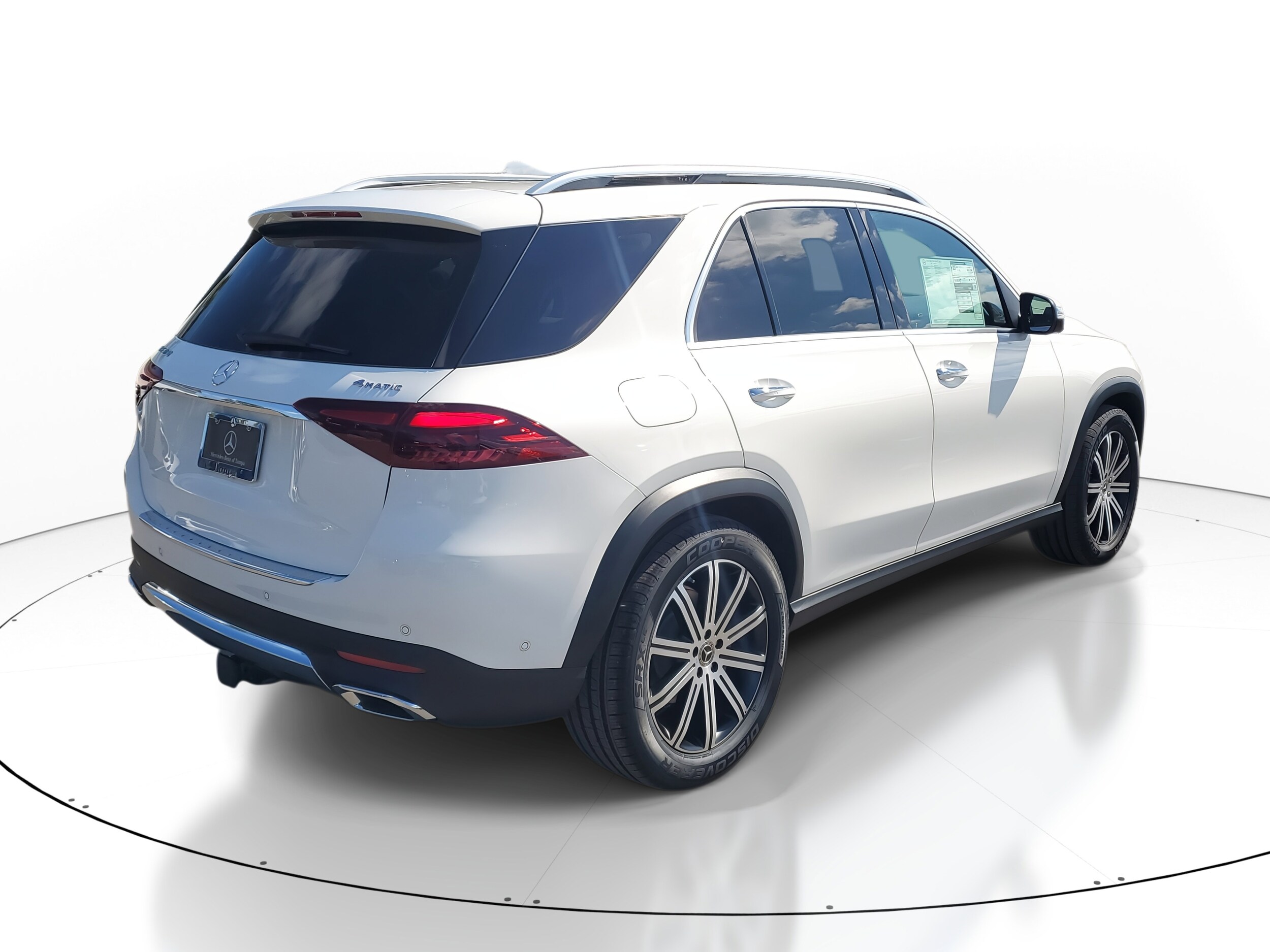 2026 Mercedes Benz GLE 350 4MATIC photo 4