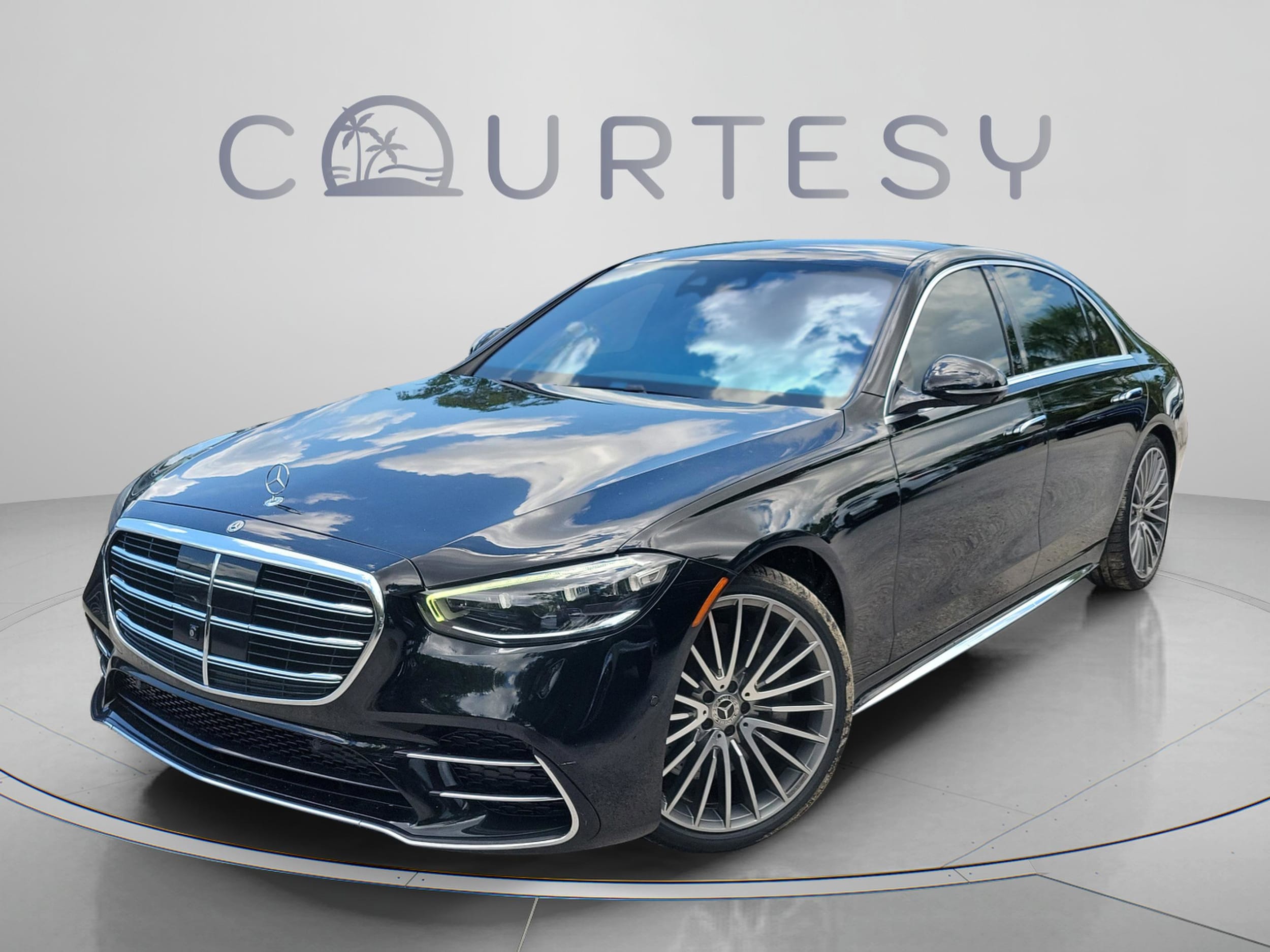 2023 Mercedes-Benz S-Class S 500 4MATIC's photo