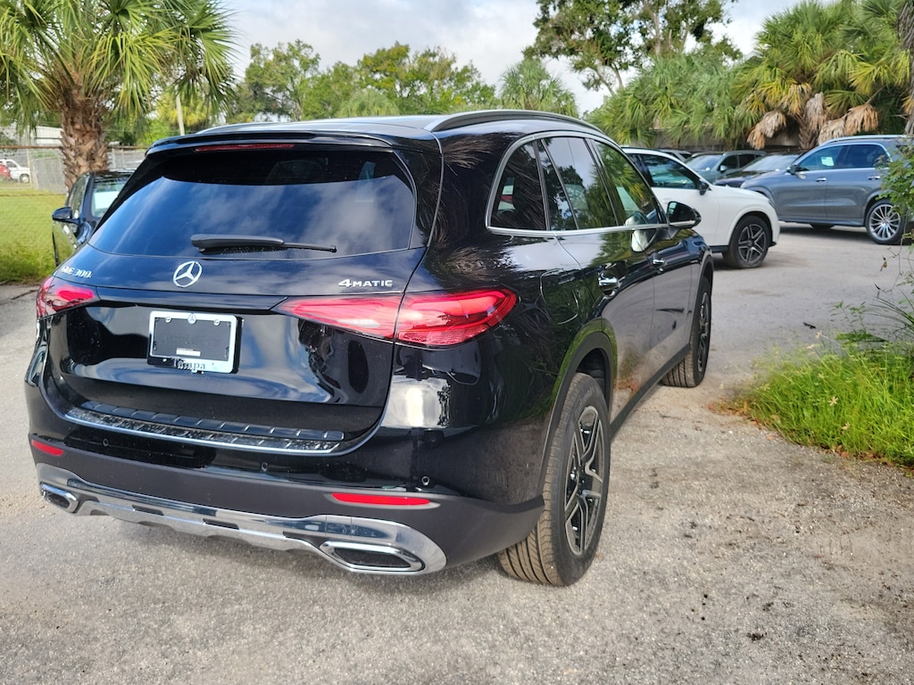 New 2026 Mercedes-Benz GLC 300 4MATIC SUV