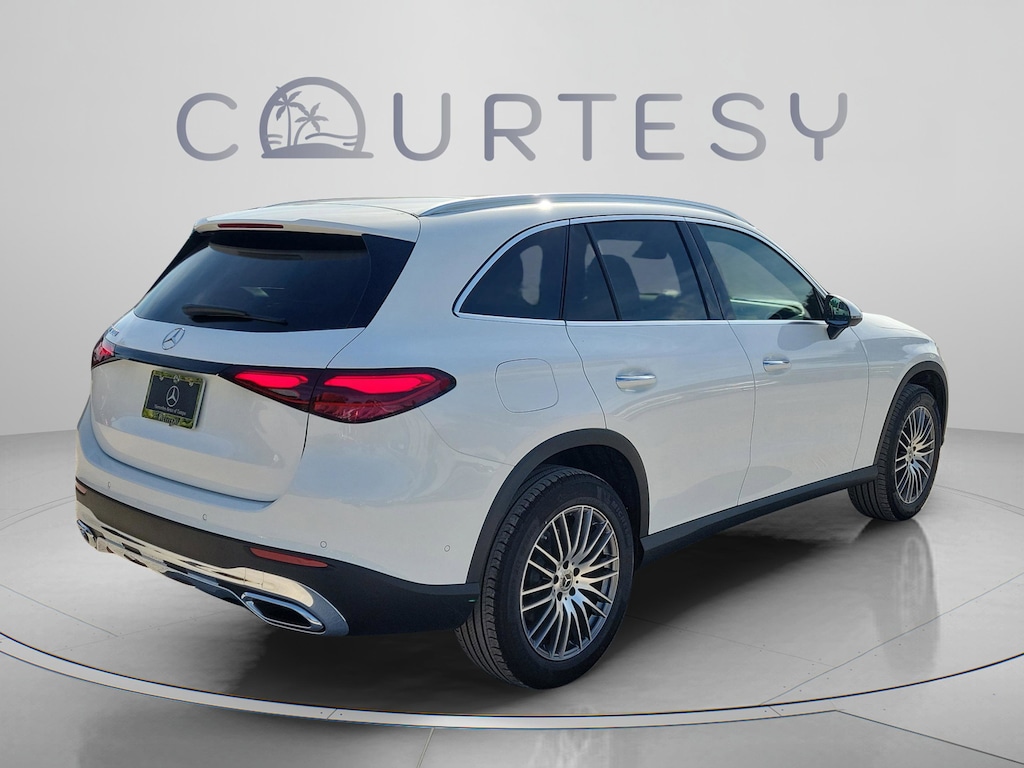 New 2026 Mercedes-Benz GLC 300 SUV