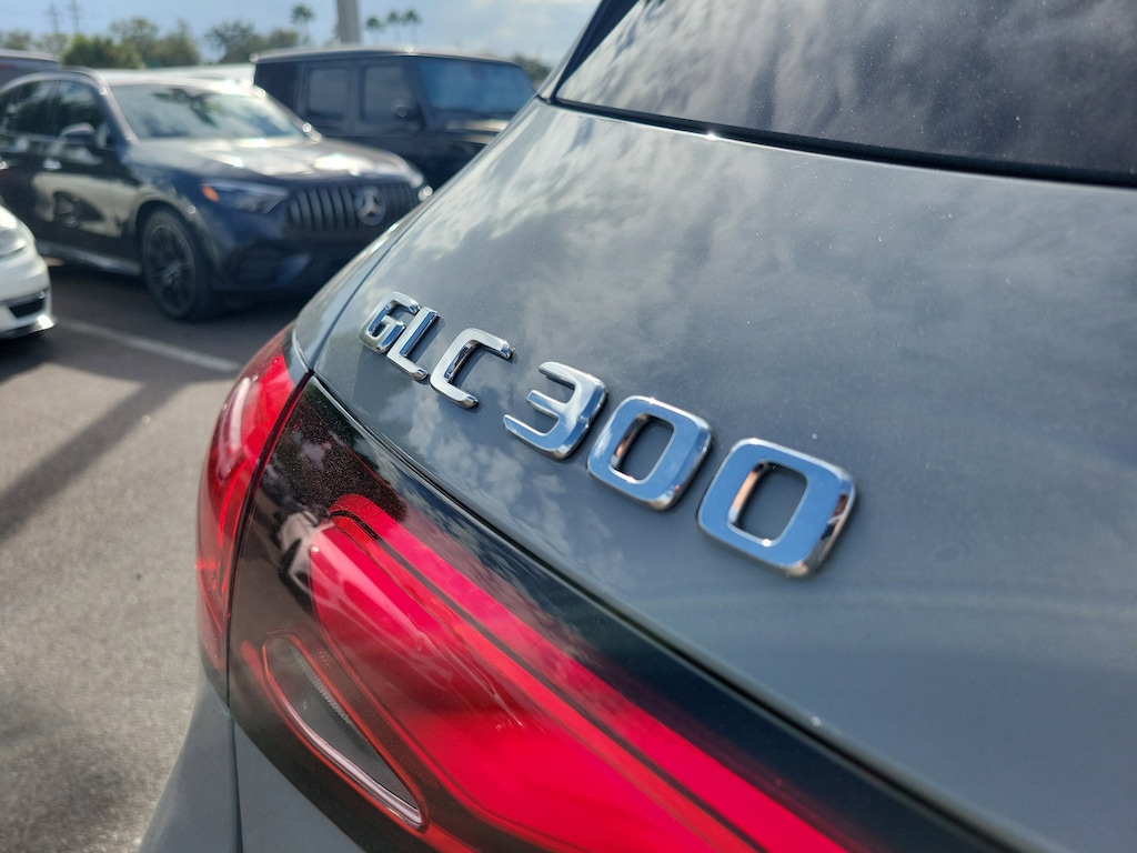 New 2026 Mercedes-Benz GLC 300 4MATIC SUV