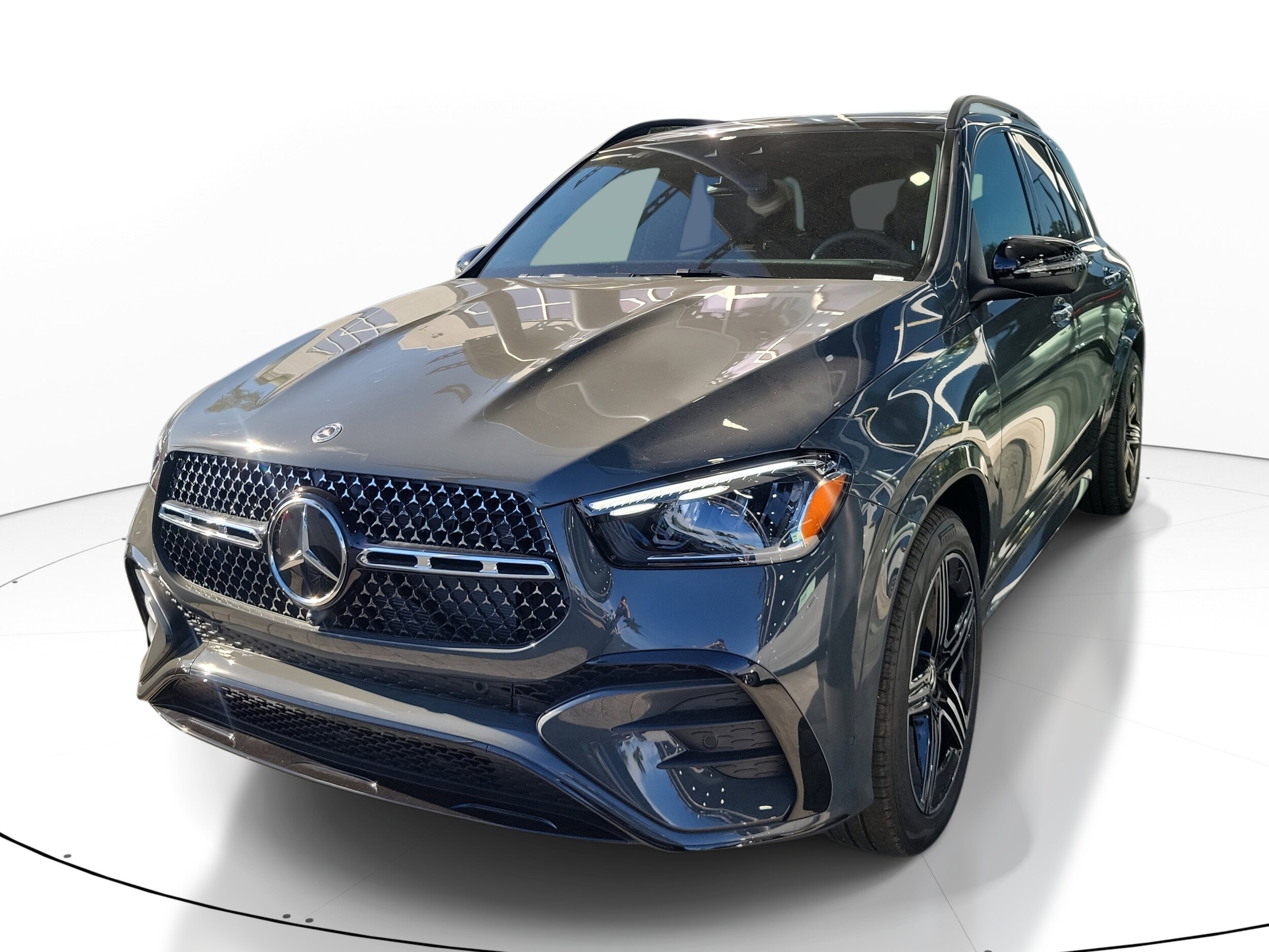 2026 Mercedes Benz GLE 450 4MATIC photo 3