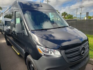 2025 Mercedes-Benz Sprinter 2500 High Roof 4-Cyl Diesel Van Passenger Van