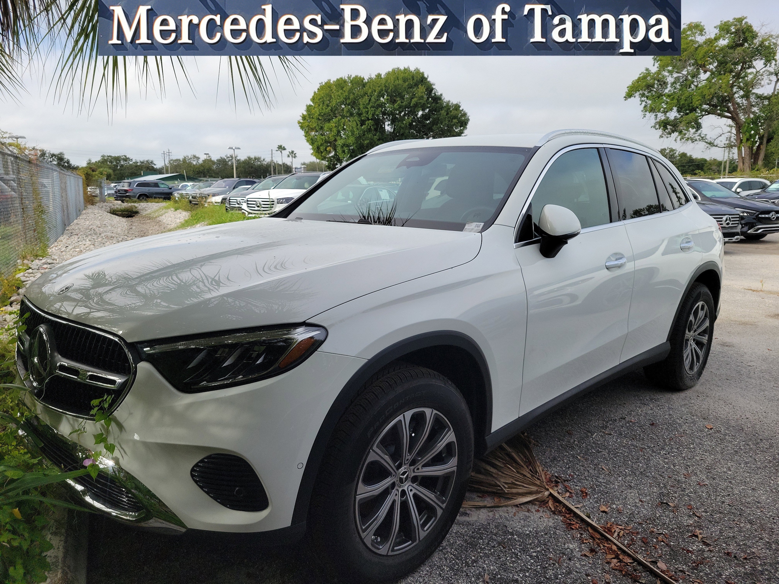 2025 Mercedes-Benz GLC