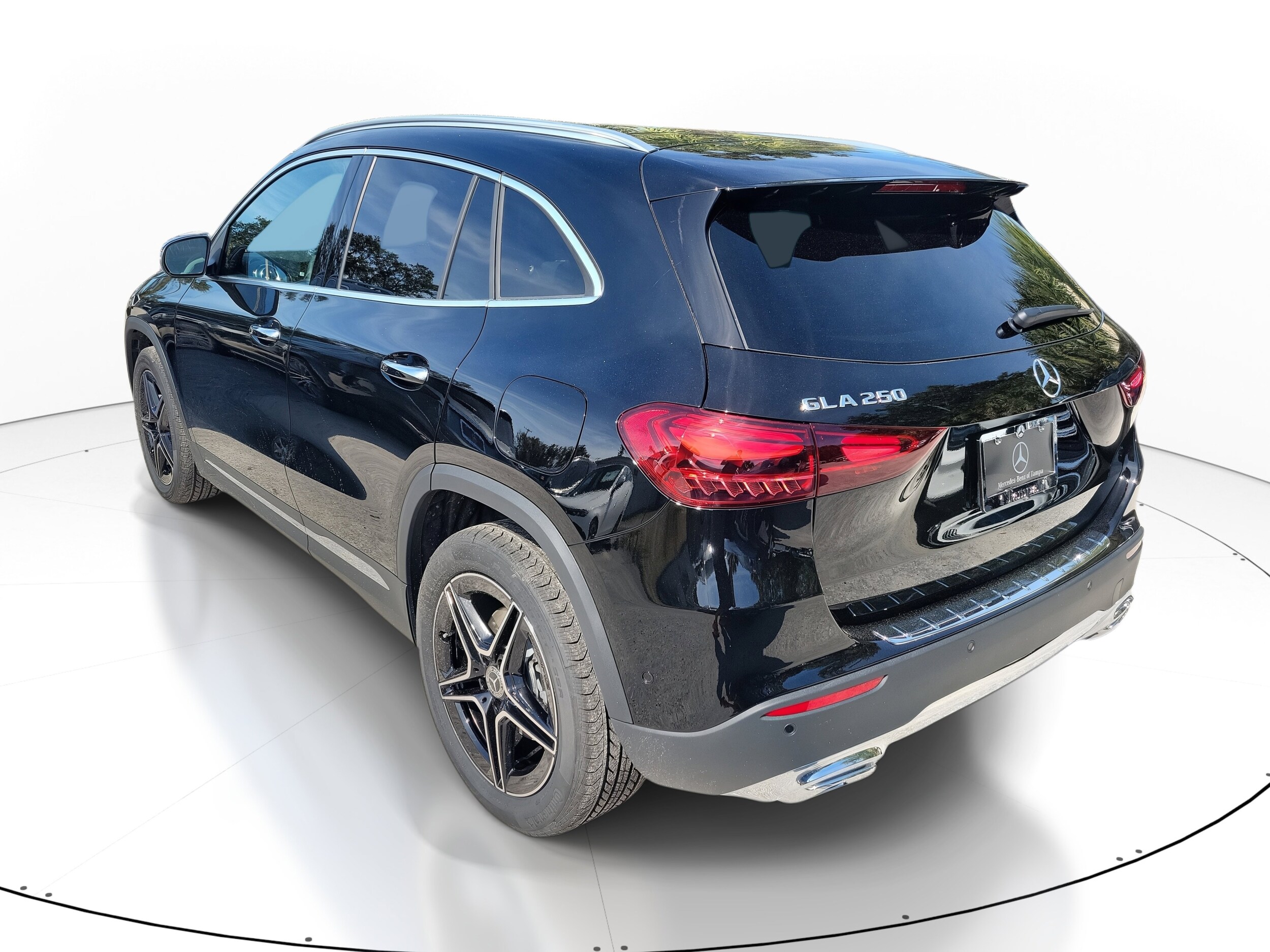 2026 Mercedes Benz GLA 250 photo 4