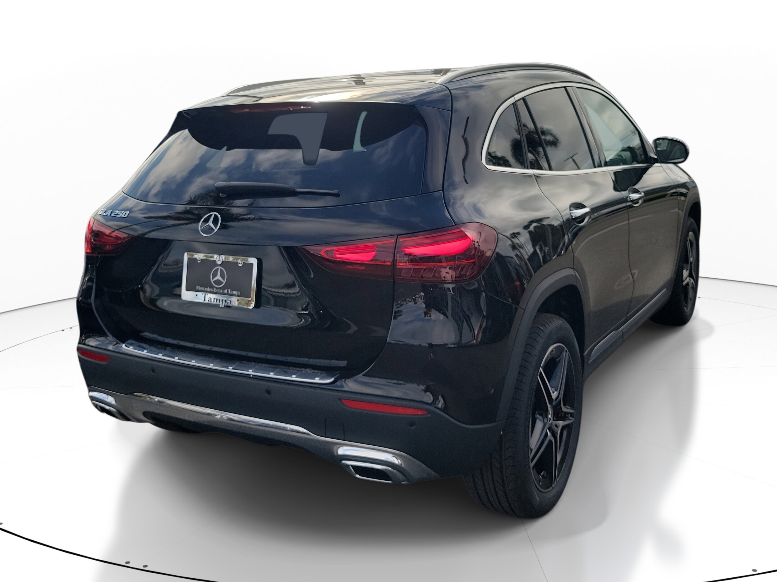 2026 Mercedes Benz GLA 250 photo 3