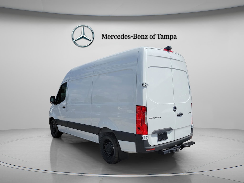 New 2025 Mercedes-Benz Sprinter 2500 Standard Roof 4-Cyl Diesel Van Cargo Van