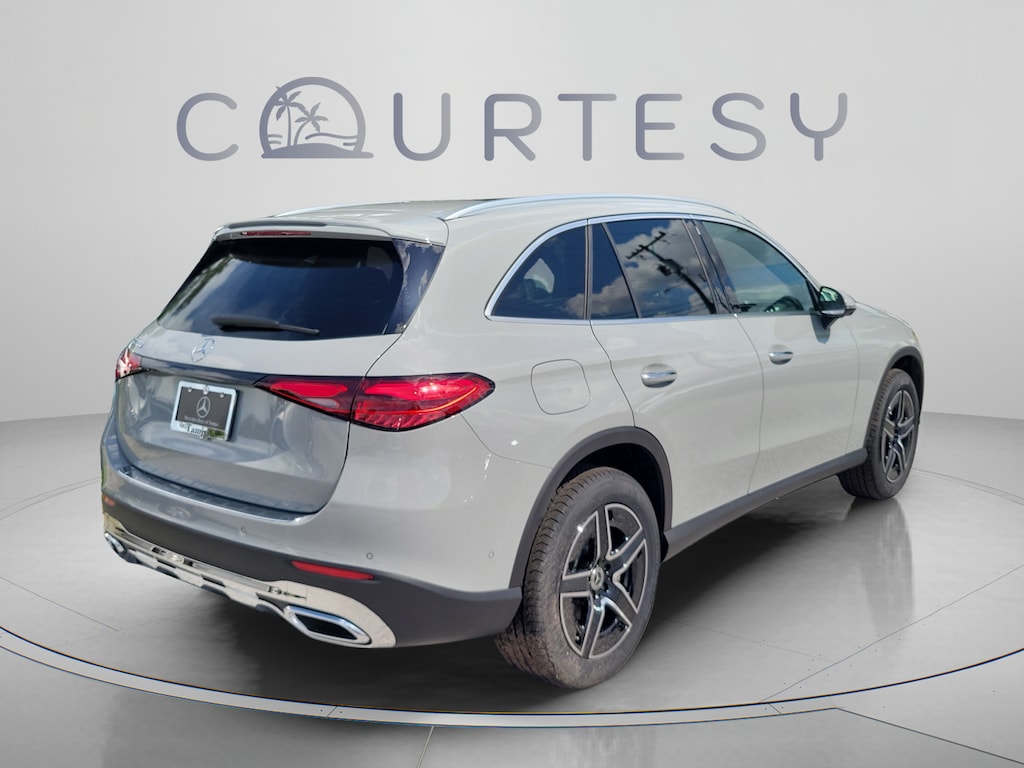 New 2026 Mercedes-Benz GLC 300 SUV