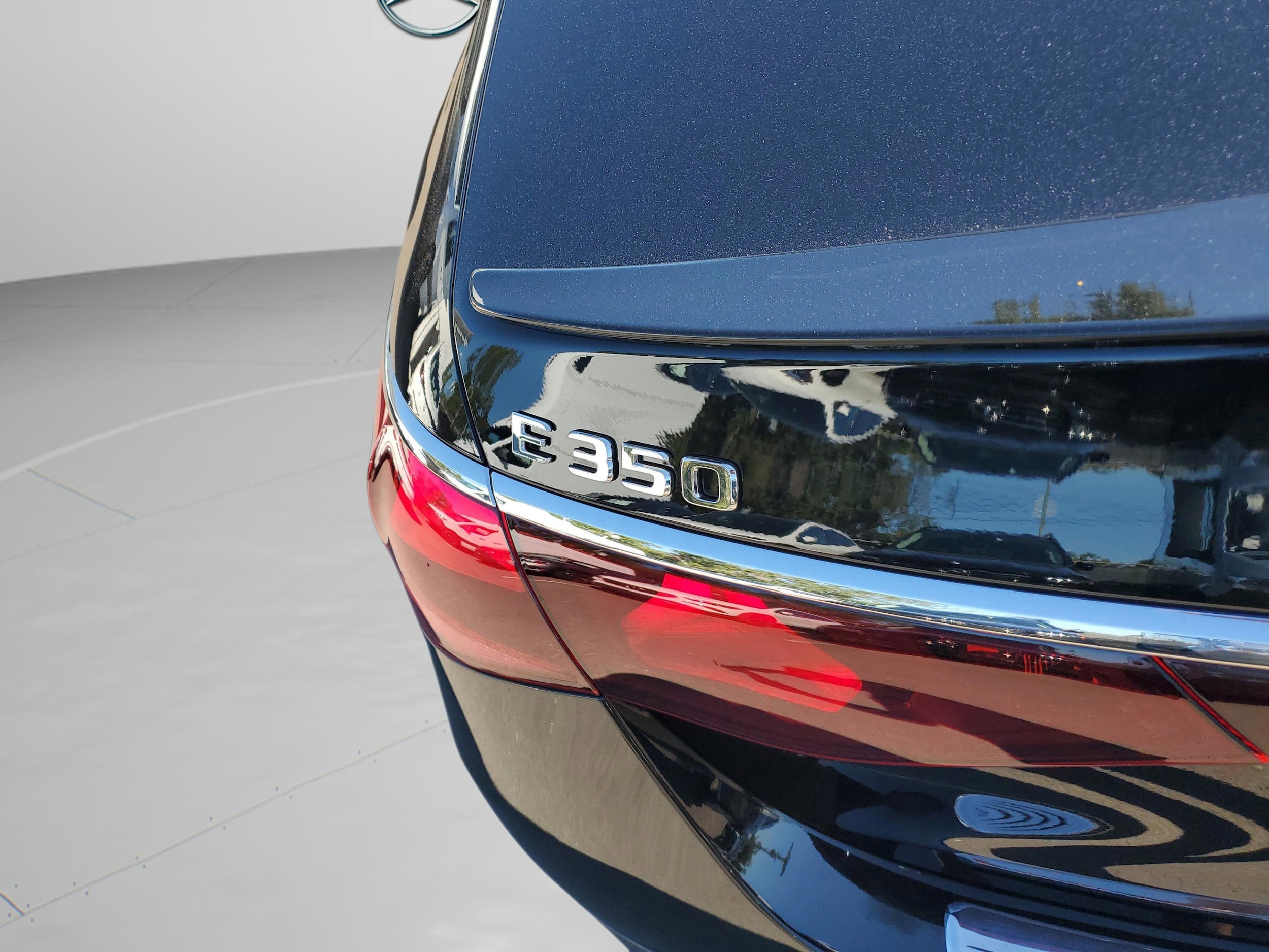 2026 Mercedes-Benz E-Class E350 - Photo 32