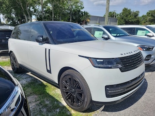 2023 Land Rover Range Rover P530 SE 7 Seat SUV