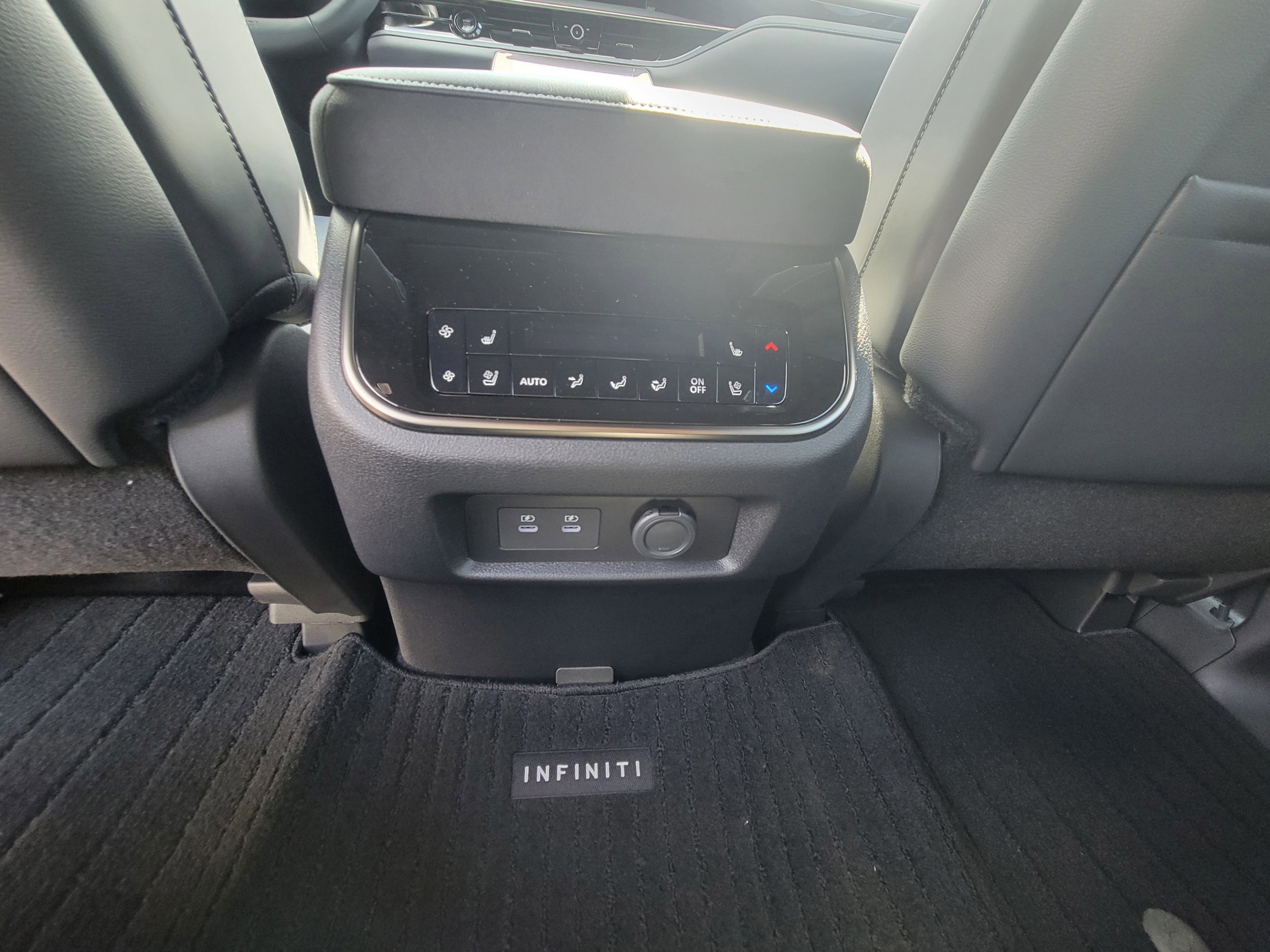 2026 INFINITI QX80 Sport - Photo 16