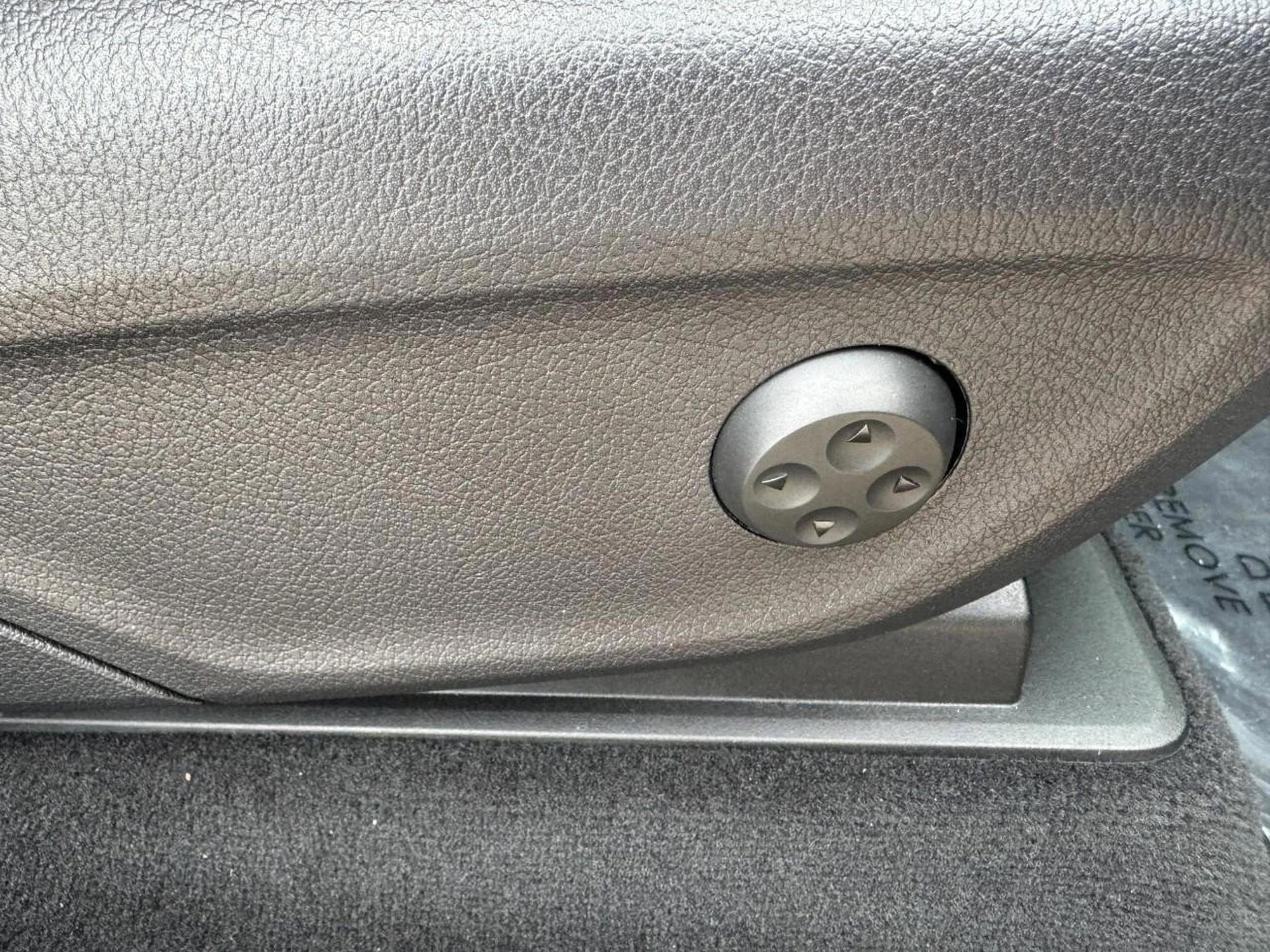 2022 Mercedes-Benz GLE GLE350 - Photo 20