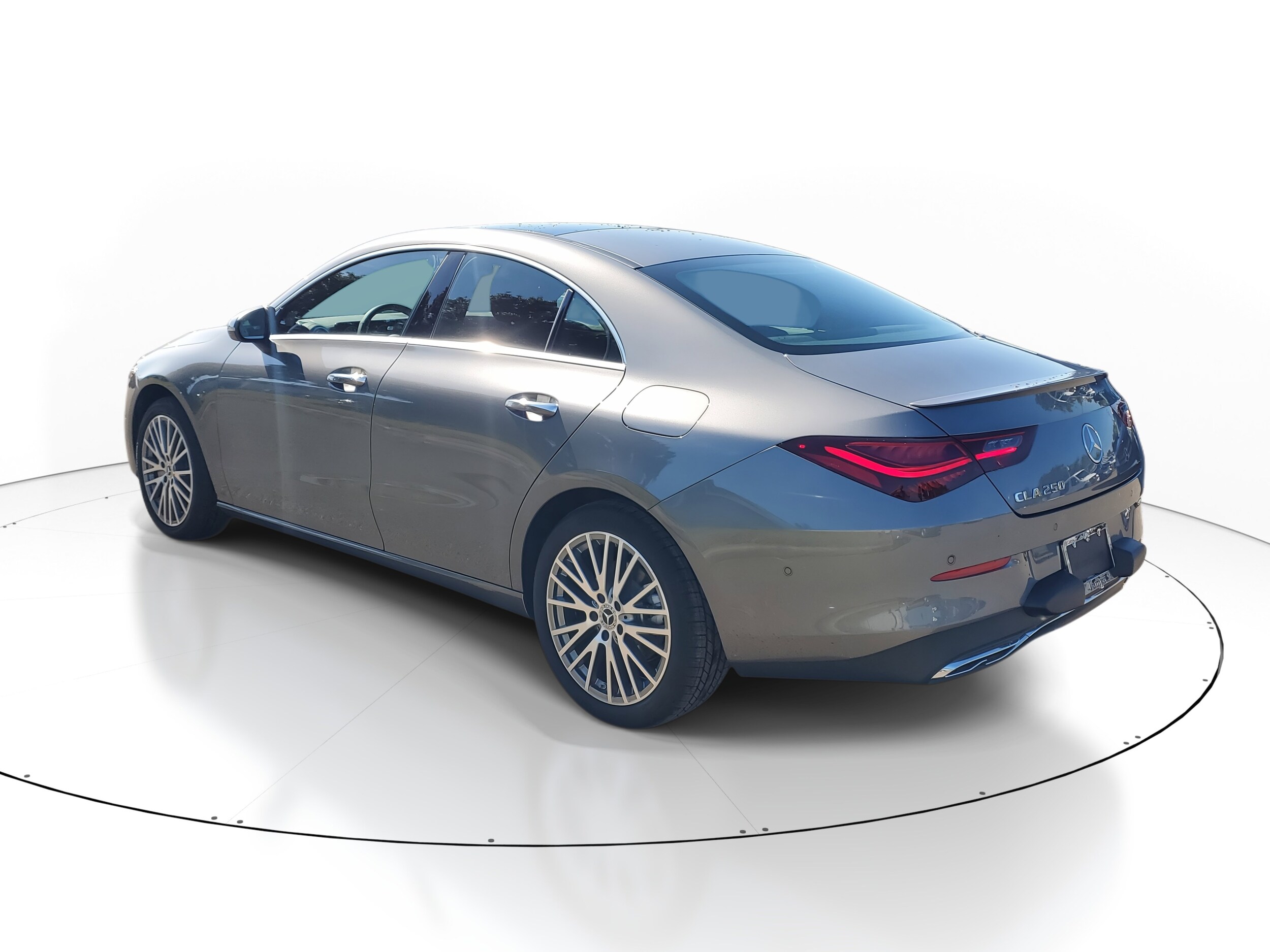 2026 Mercedes Benz CLA 250 photo 4