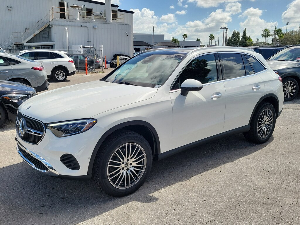 New 2026 Mercedes-Benz GLC 300 4MATIC SUV