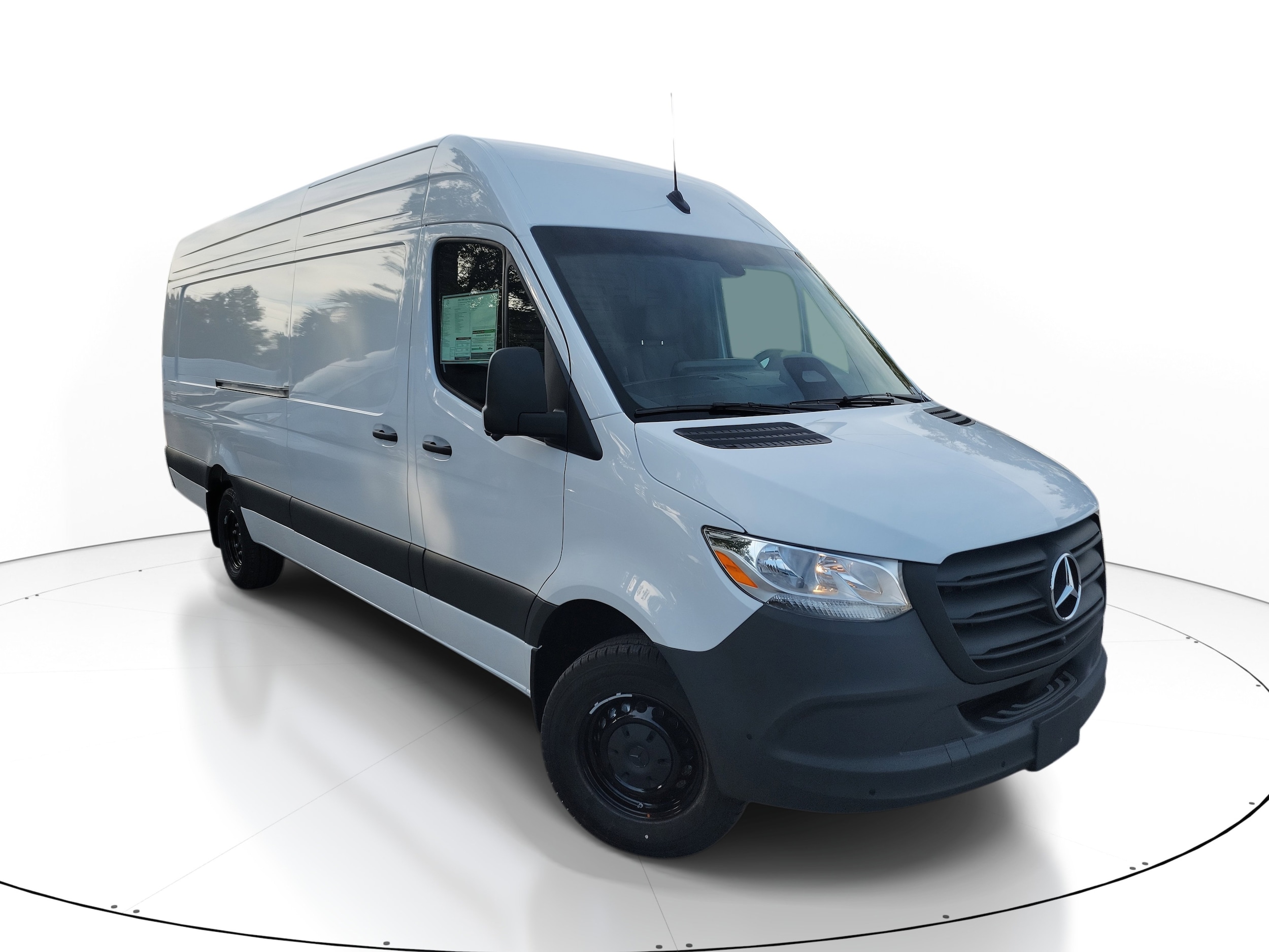2026 Mercedes-Benz Sprinter Cargo Van Base's photo