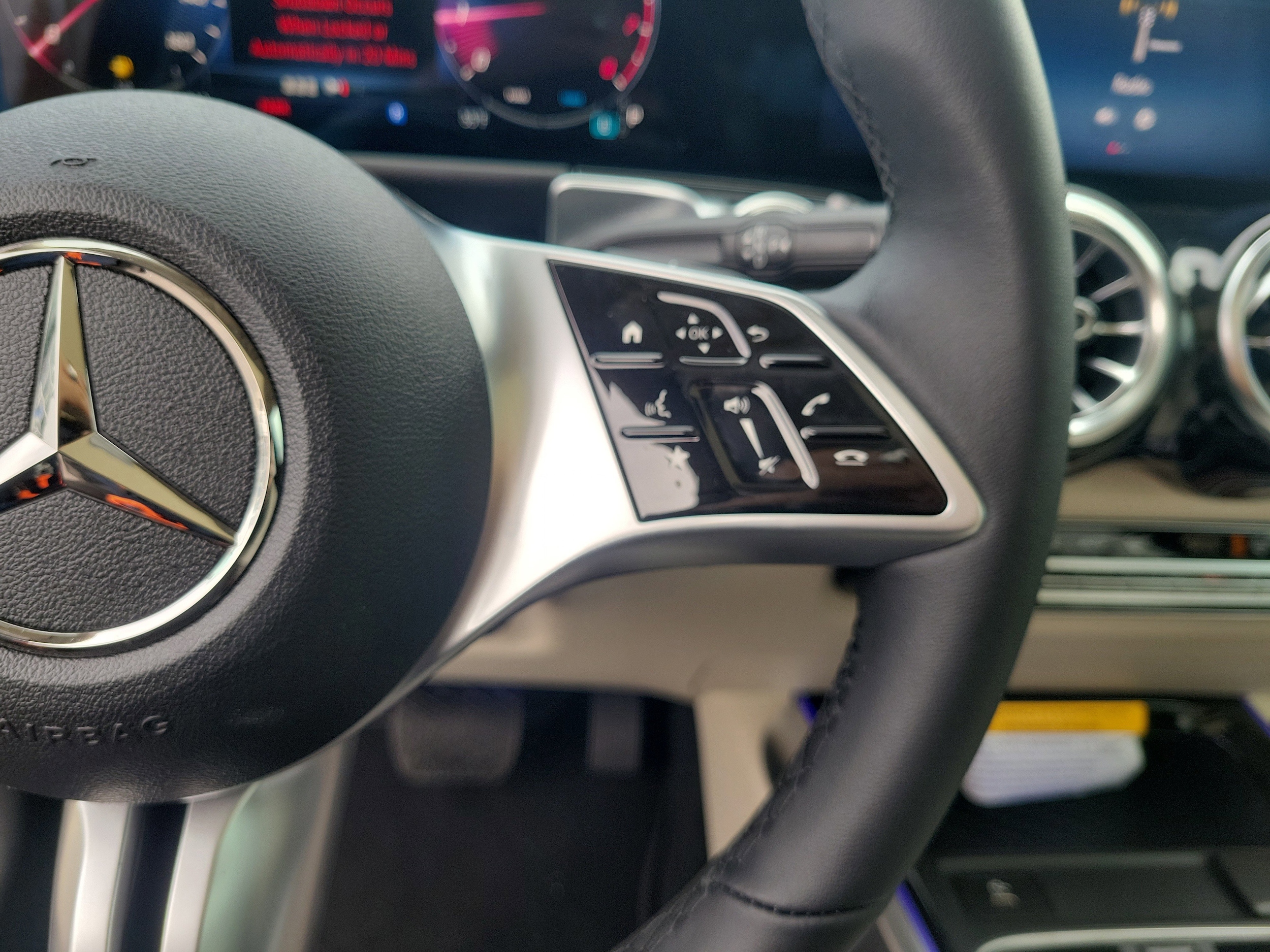 2026 Mercedes-Benz GLB GLB 250 - Photo 26