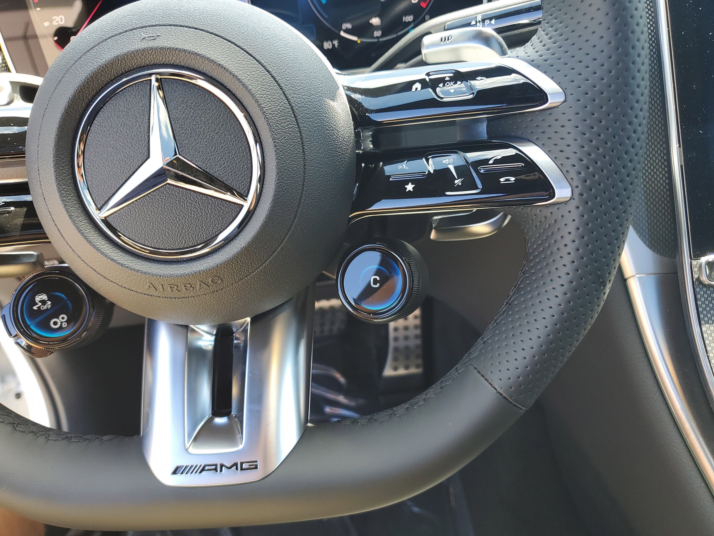 2026 Mercedes-Benz GLC AMG GLC63 S - Photo 33