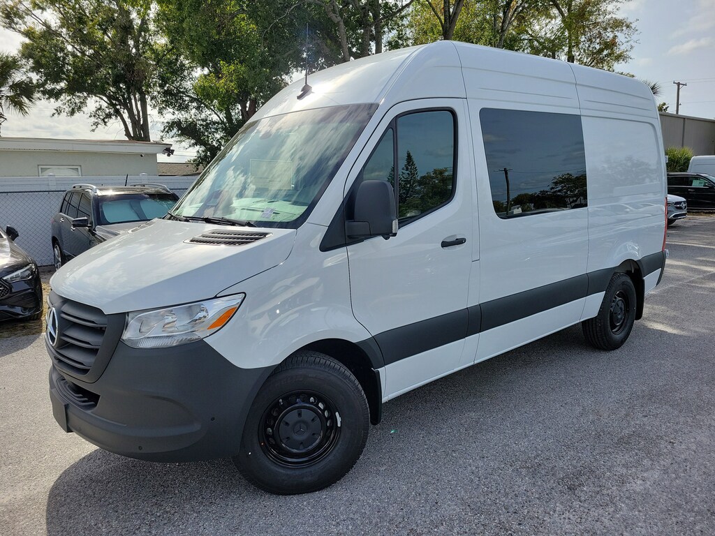 New 2026 Mercedes-Benz Sprinter 2500 Standard Roof 4-Cyl Diesel Van Crew Van