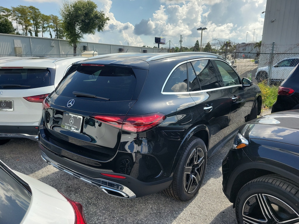 New 2026 Mercedes-Benz GLC 300 SUV