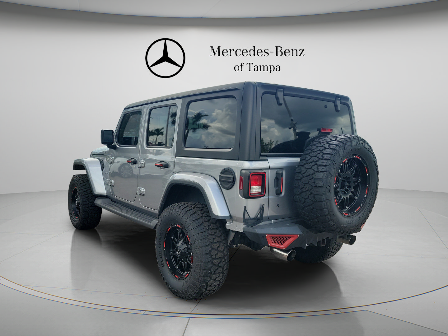 Used 2020 Jeep Wrangler Unlimited Sahara SUV