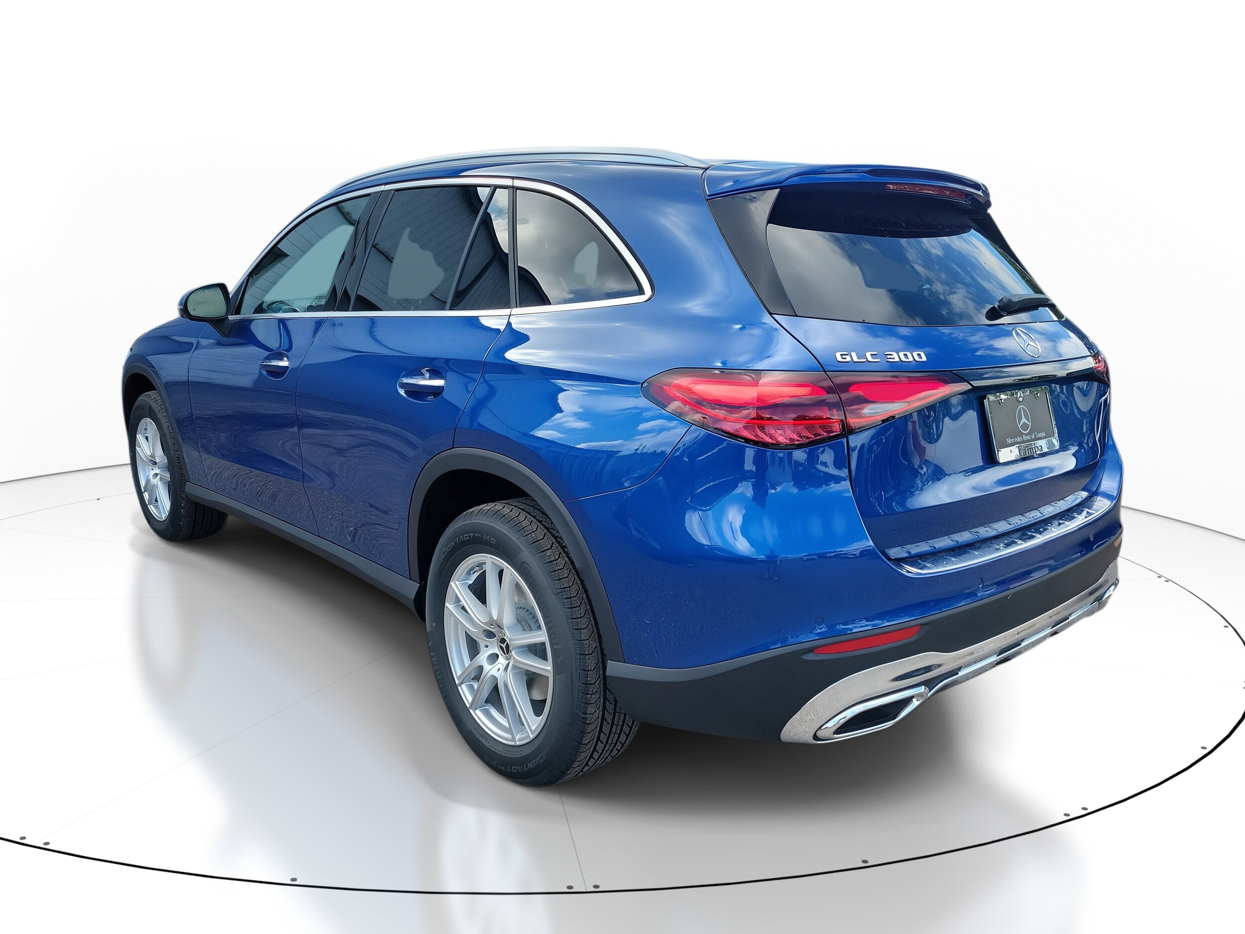 2026 Mercedes Benz GLC 300 4MATIC photo 4