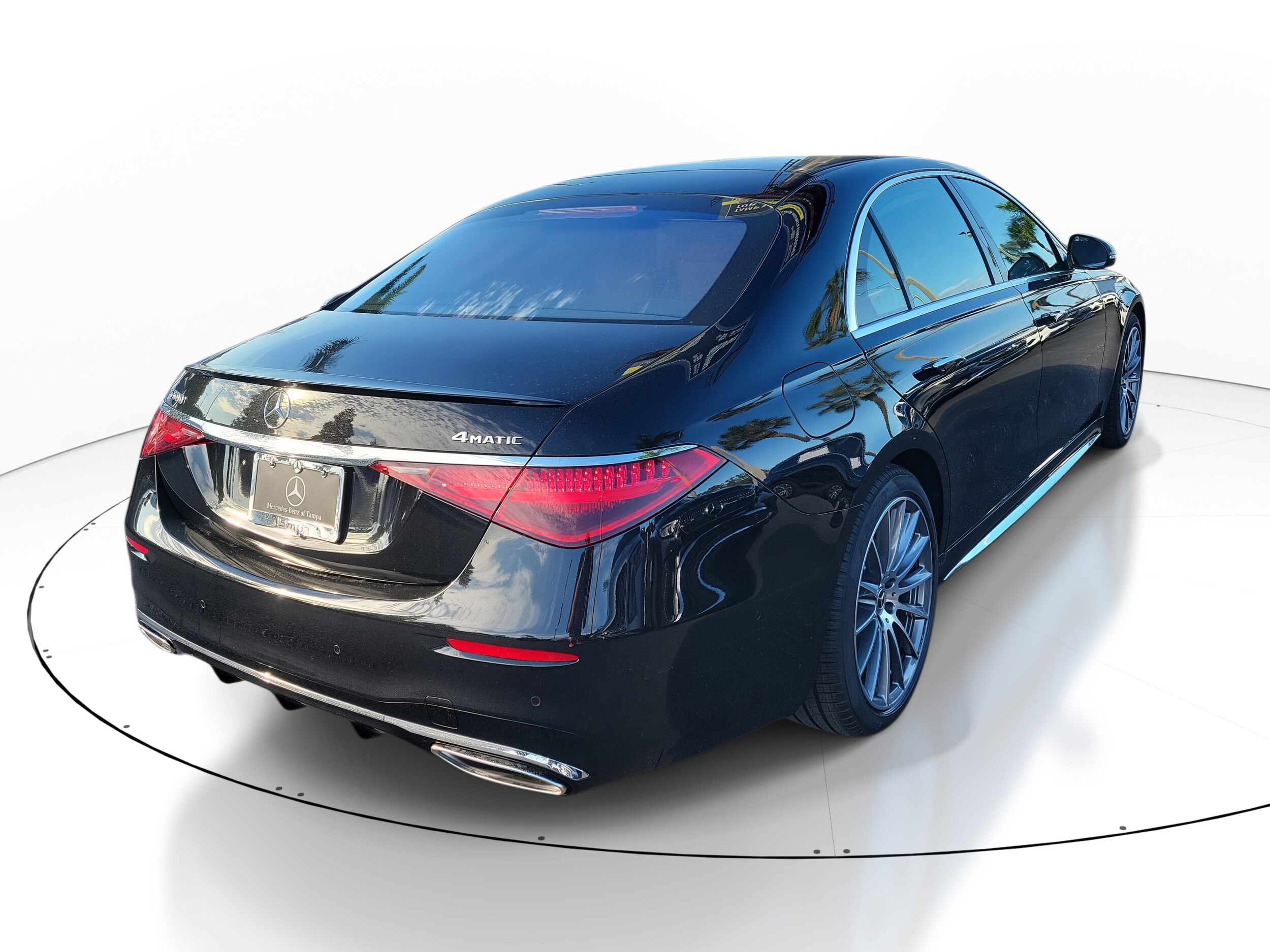 2026 Mercedes Benz S 500 4MATIC photo 4