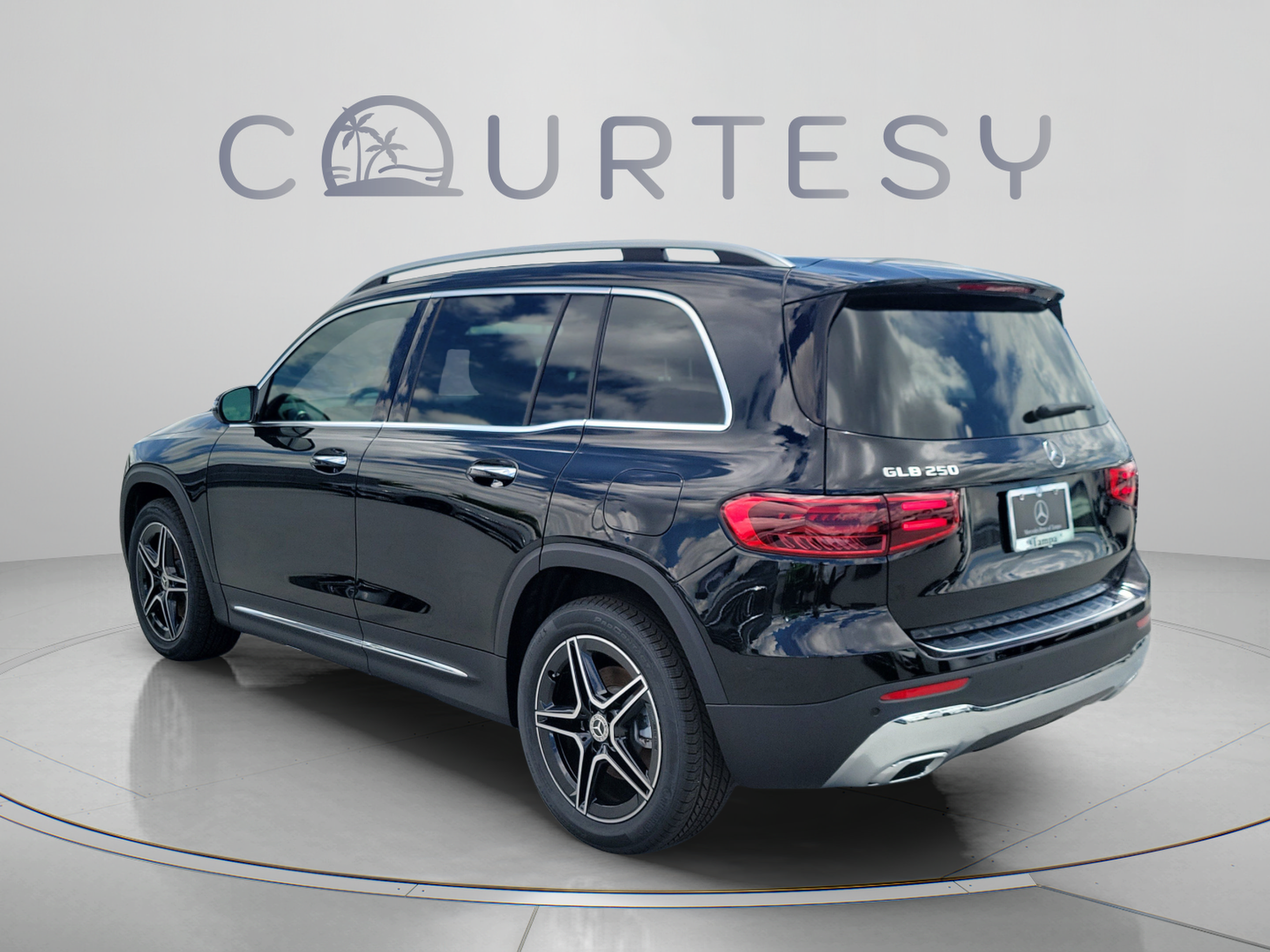 New 2026 Mercedes-Benz GLB 250 SUV