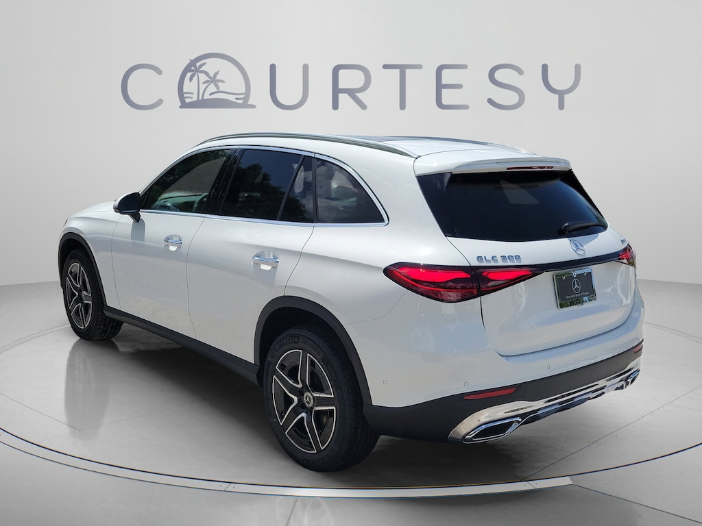 New 2026 Mercedes-Benz GLC 300 4MATIC SUV