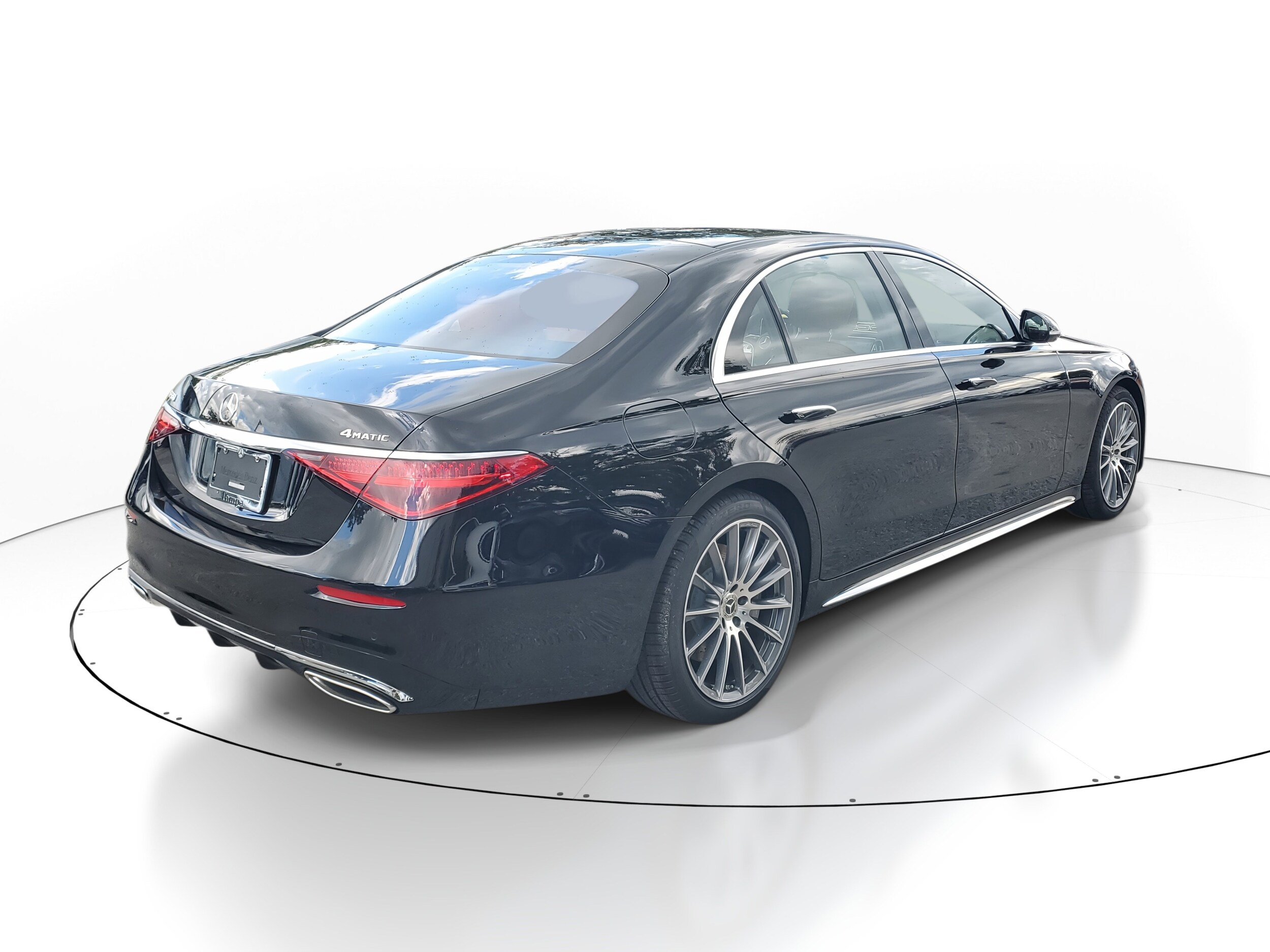 2026 Mercedes Benz S 580 4MATIC photo 4