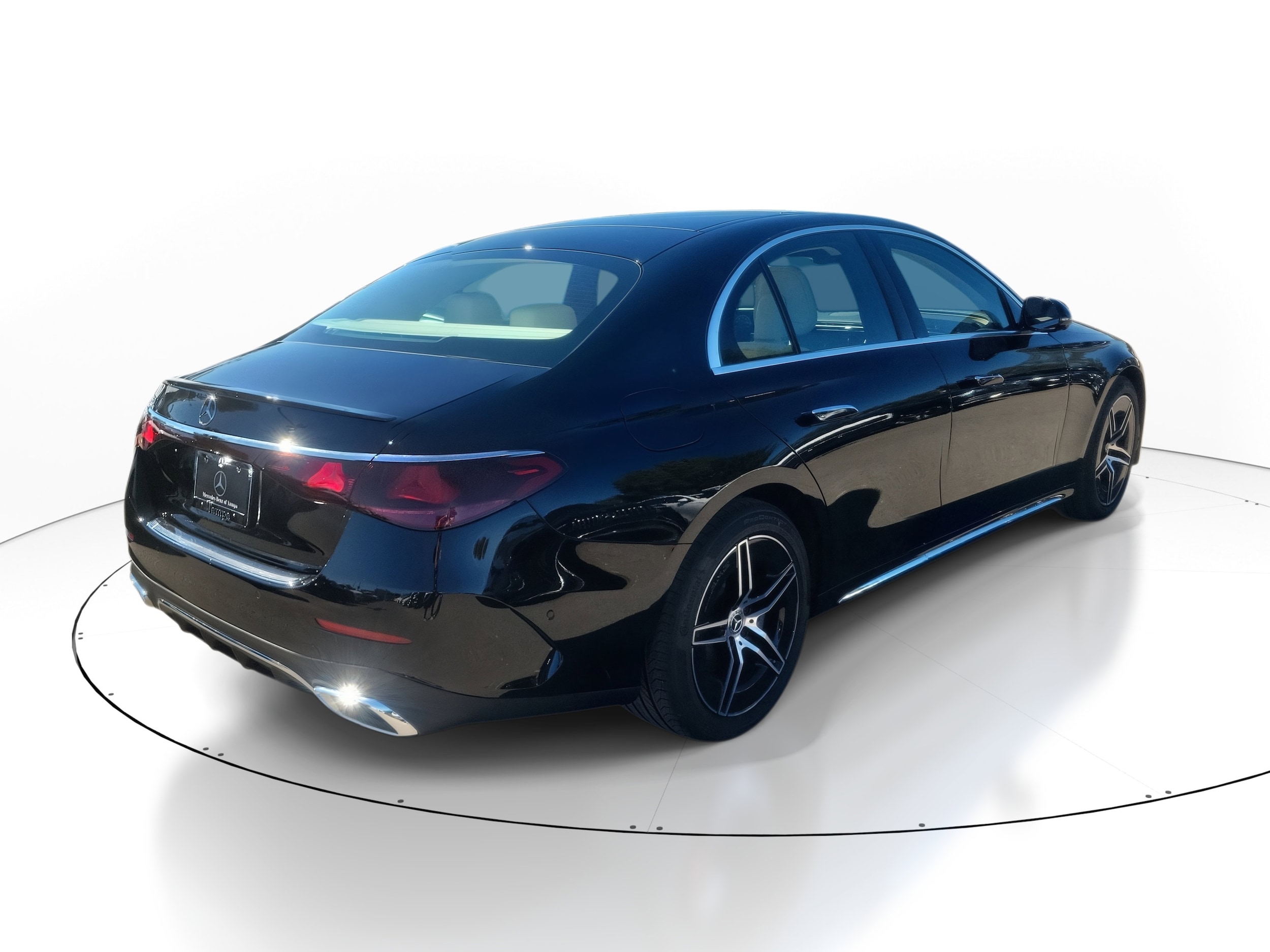 2026 Mercedes Benz E 350 Sedan photo 4