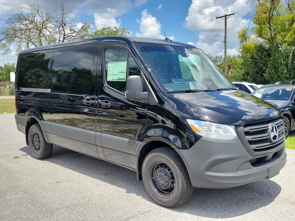 New 2026 Mercedes-Benz Sprinter 2500 Standard Roof 4-Cyl Diesel Van Cargo Van