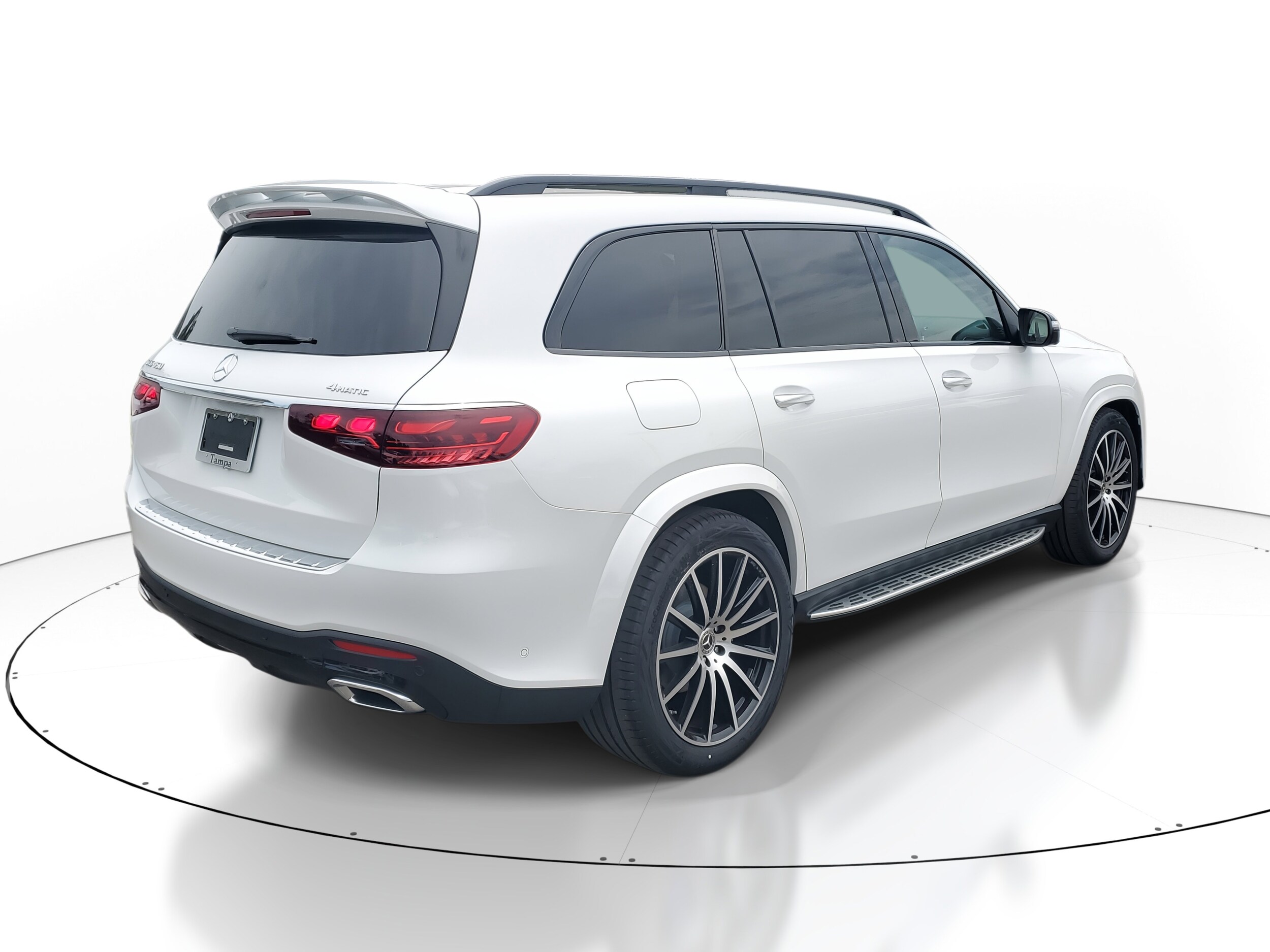 2026 Mercedes Benz GLS 450 4MATIC photo 5