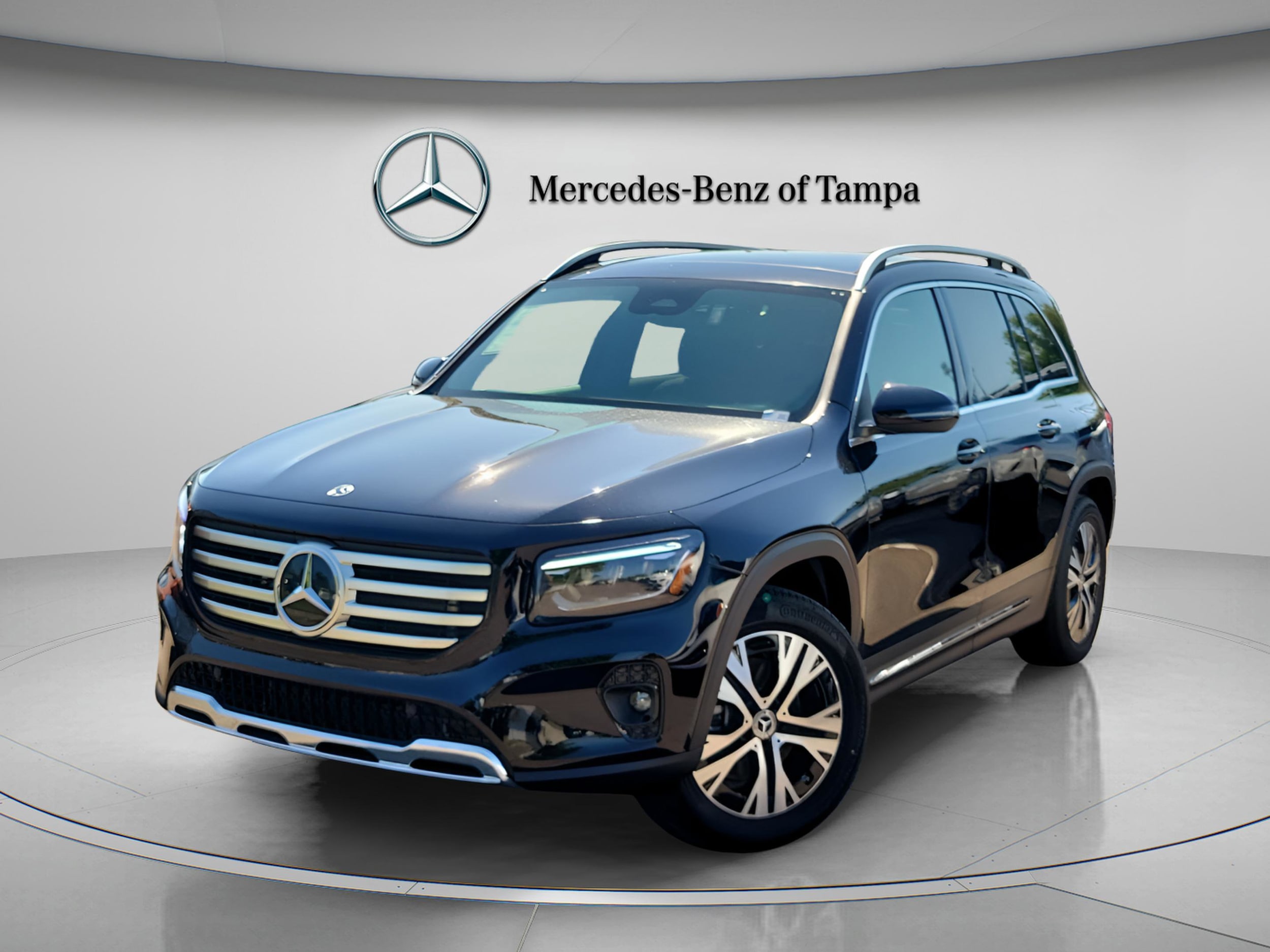 2026 Mercedes-Benz GLB GLB 250's photo