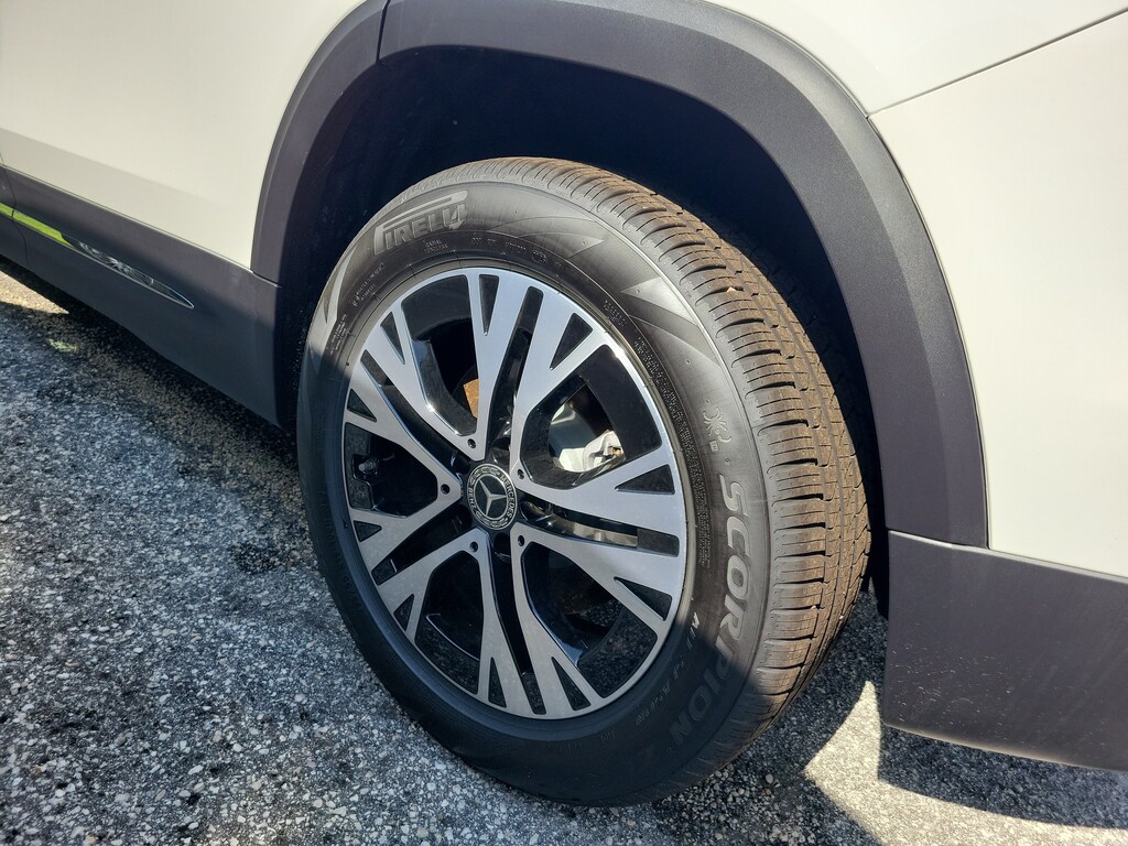 New 2026 Mercedes-Benz GLB 250 SUV