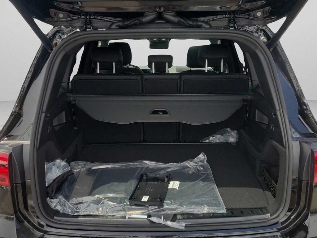 New 2026 Mercedes-Benz GLB 250 SUV