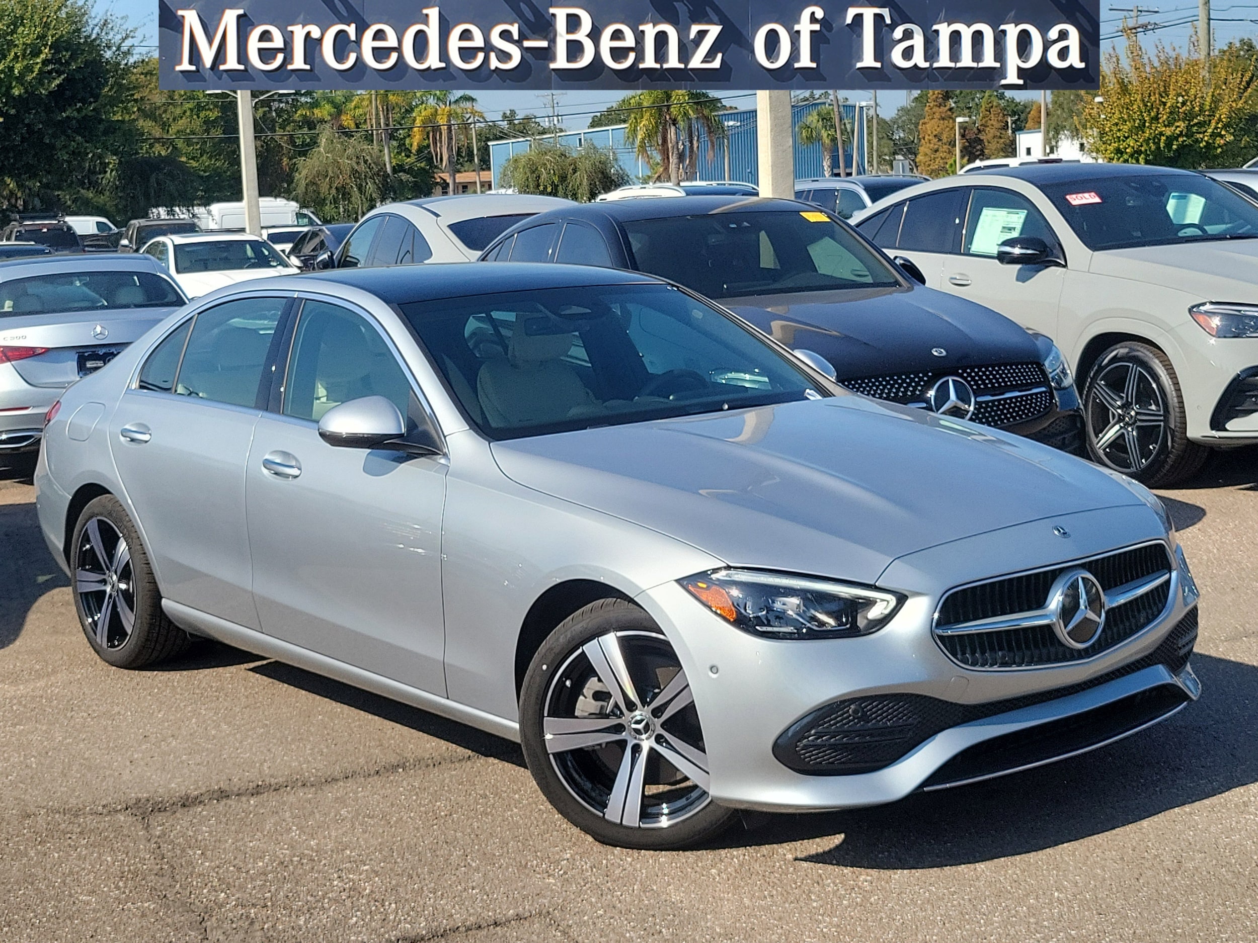 2025 Mercedes-Benz C-Class Sedan C 300's photo