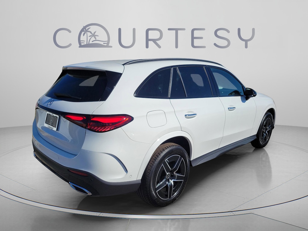 New 2026 Mercedes-Benz GLC 300 SUV