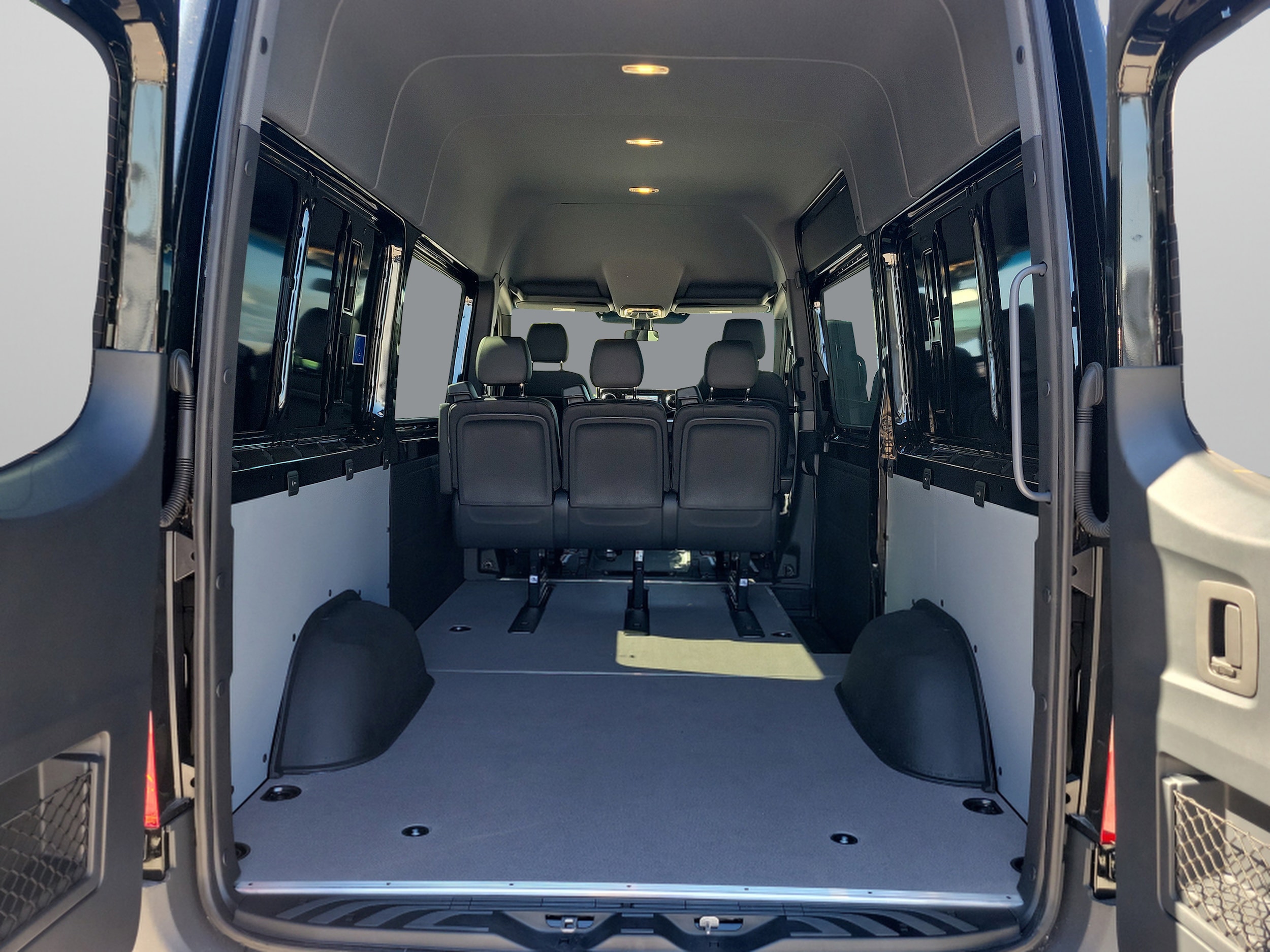 2026 Mercedes-Benz Sprinter Crew Van Base - Photo 8