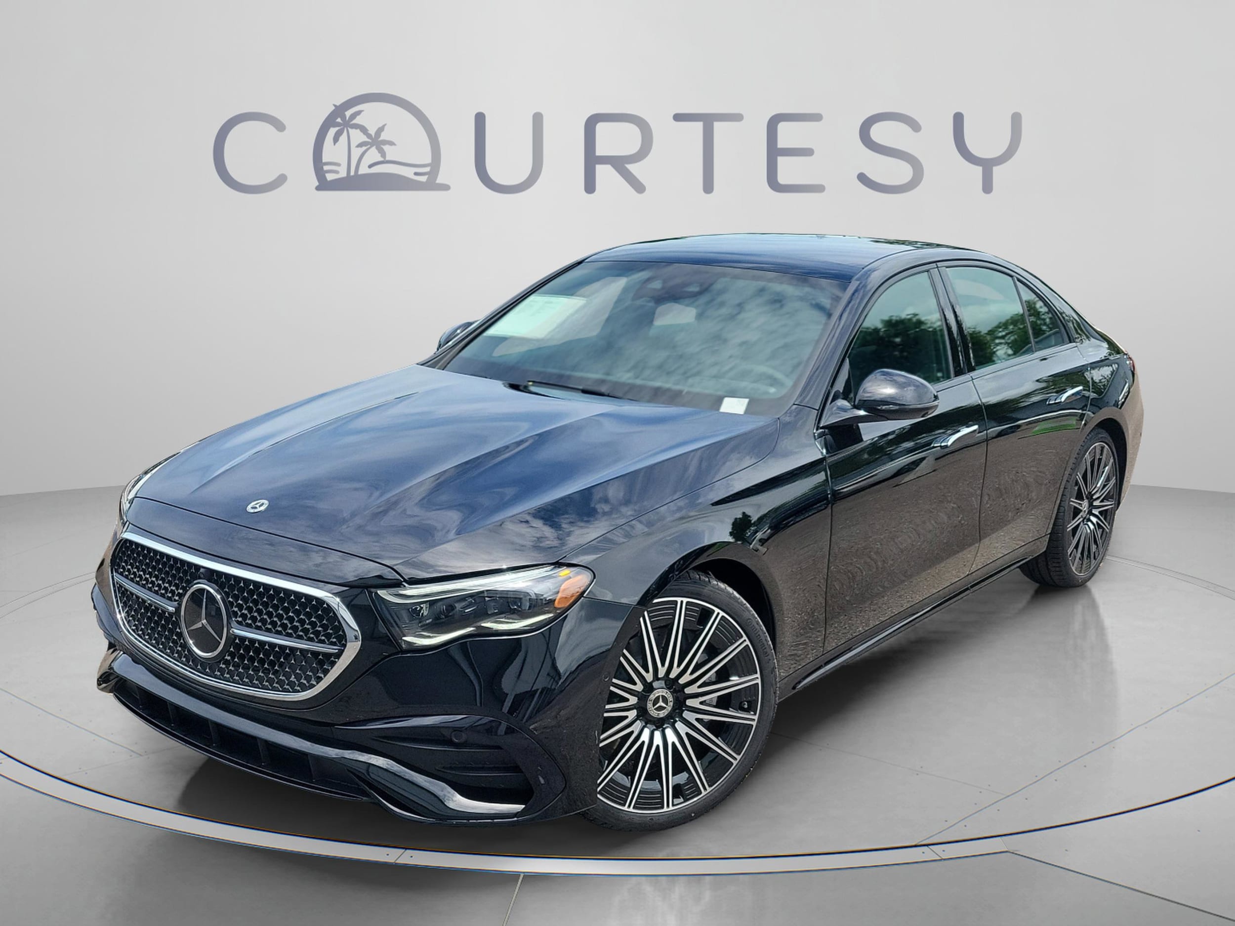 2026 Mercedes-Benz E-Class E450 4MATIC's photo